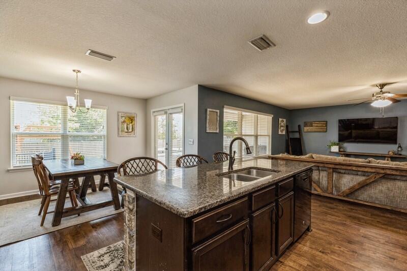 PARTRIDGE HILLS - Residential