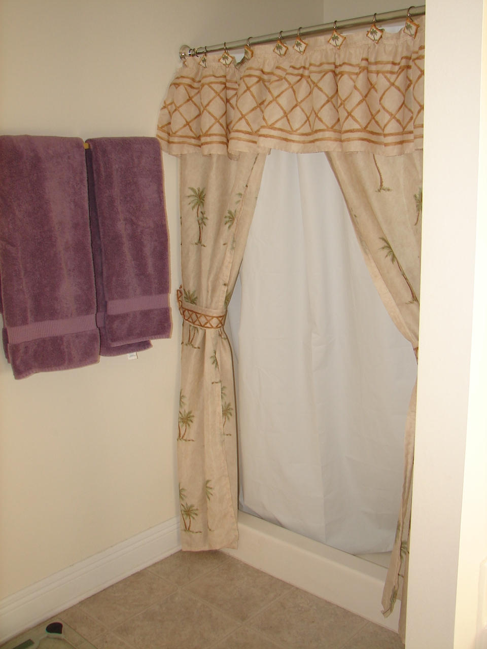 FOX VALLEY - Residential