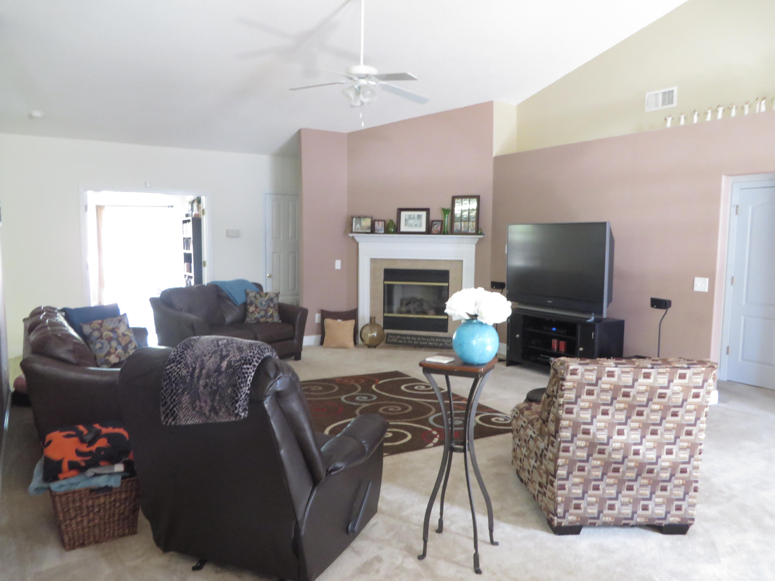 FOX VALLEY - Residential