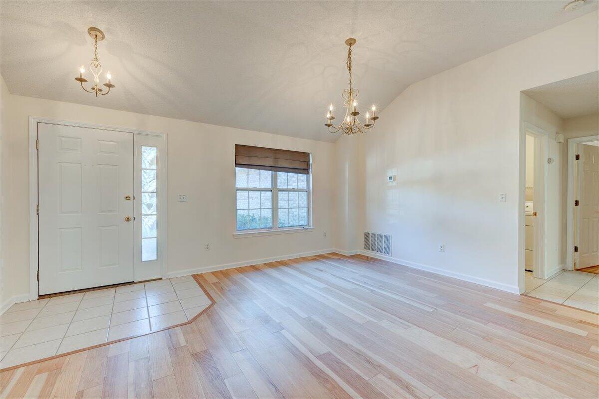 CEDAR RIDGE - Residential