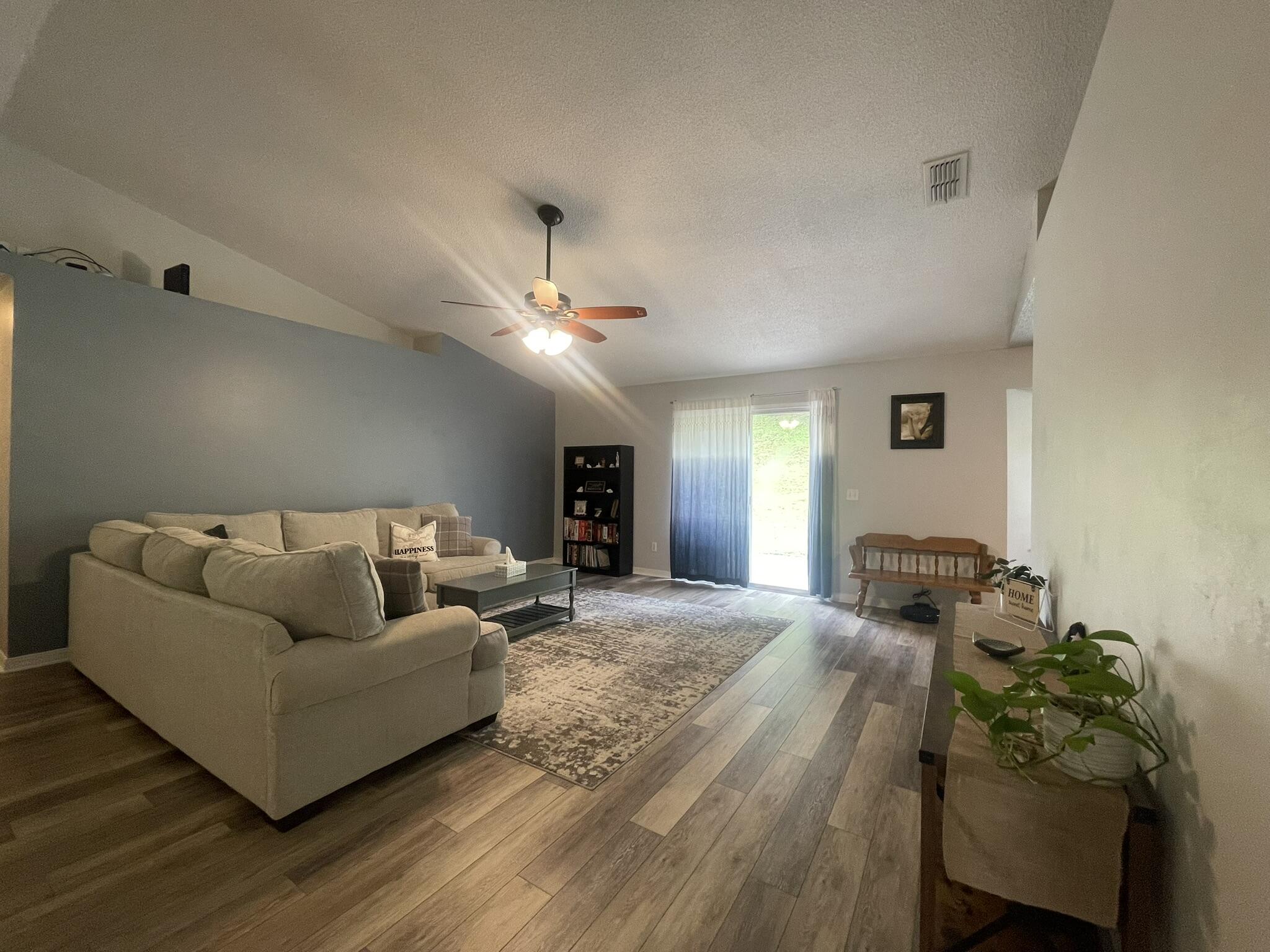 ANTIOCH ESTATES - Residential Lease