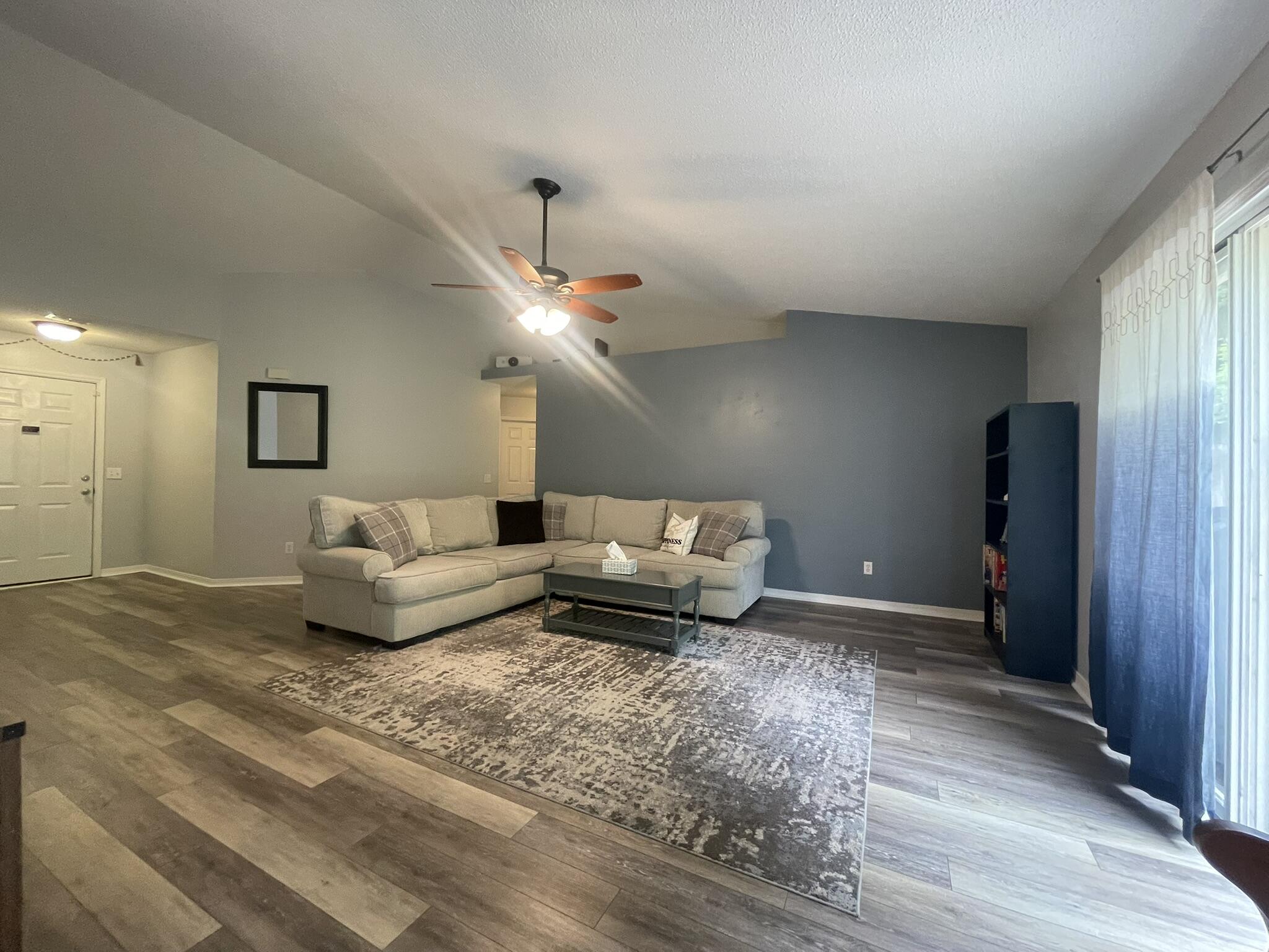ANTIOCH ESTATES - Residential Lease