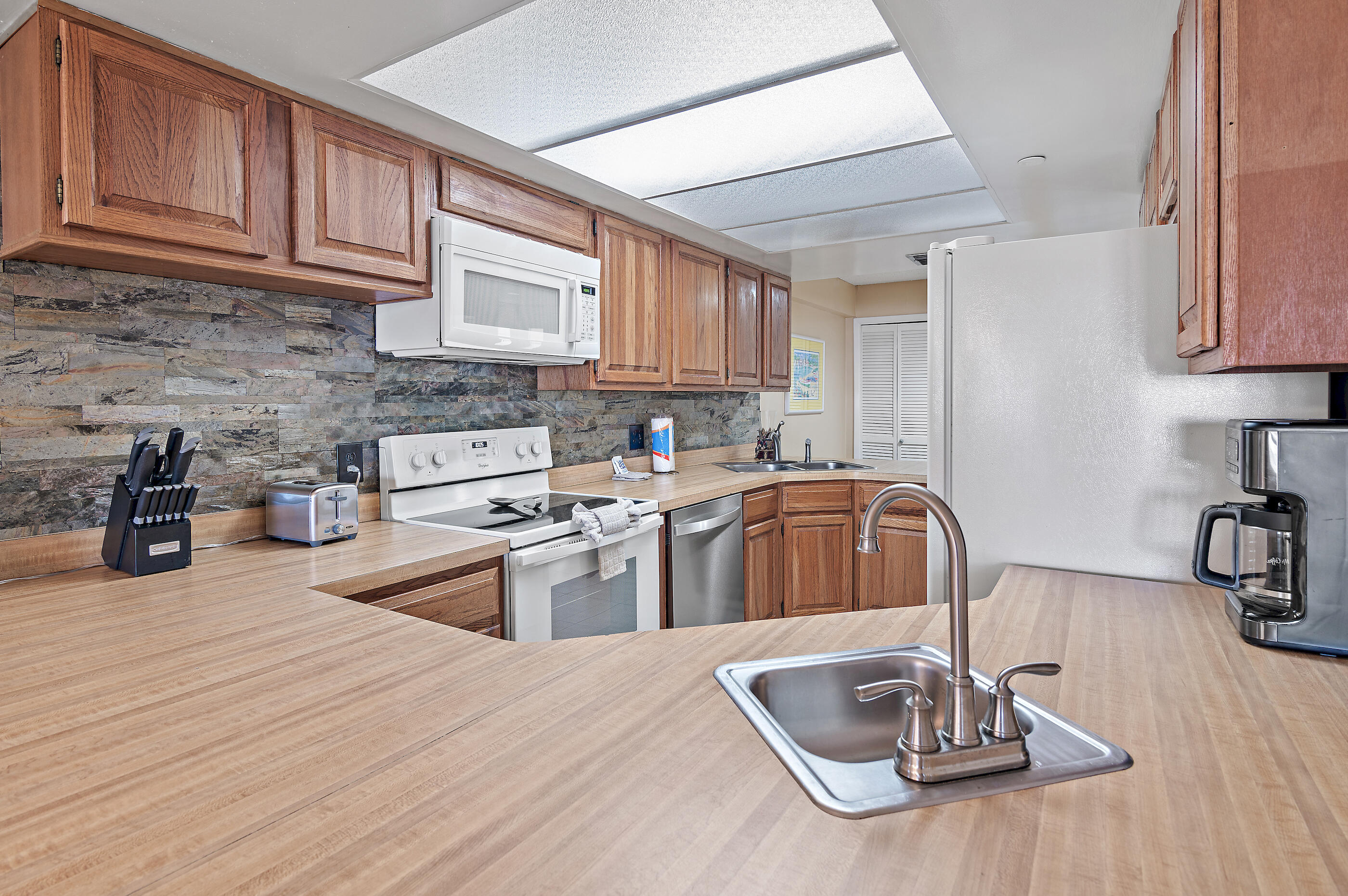 INLET REEF CLUB CONDO - Residential