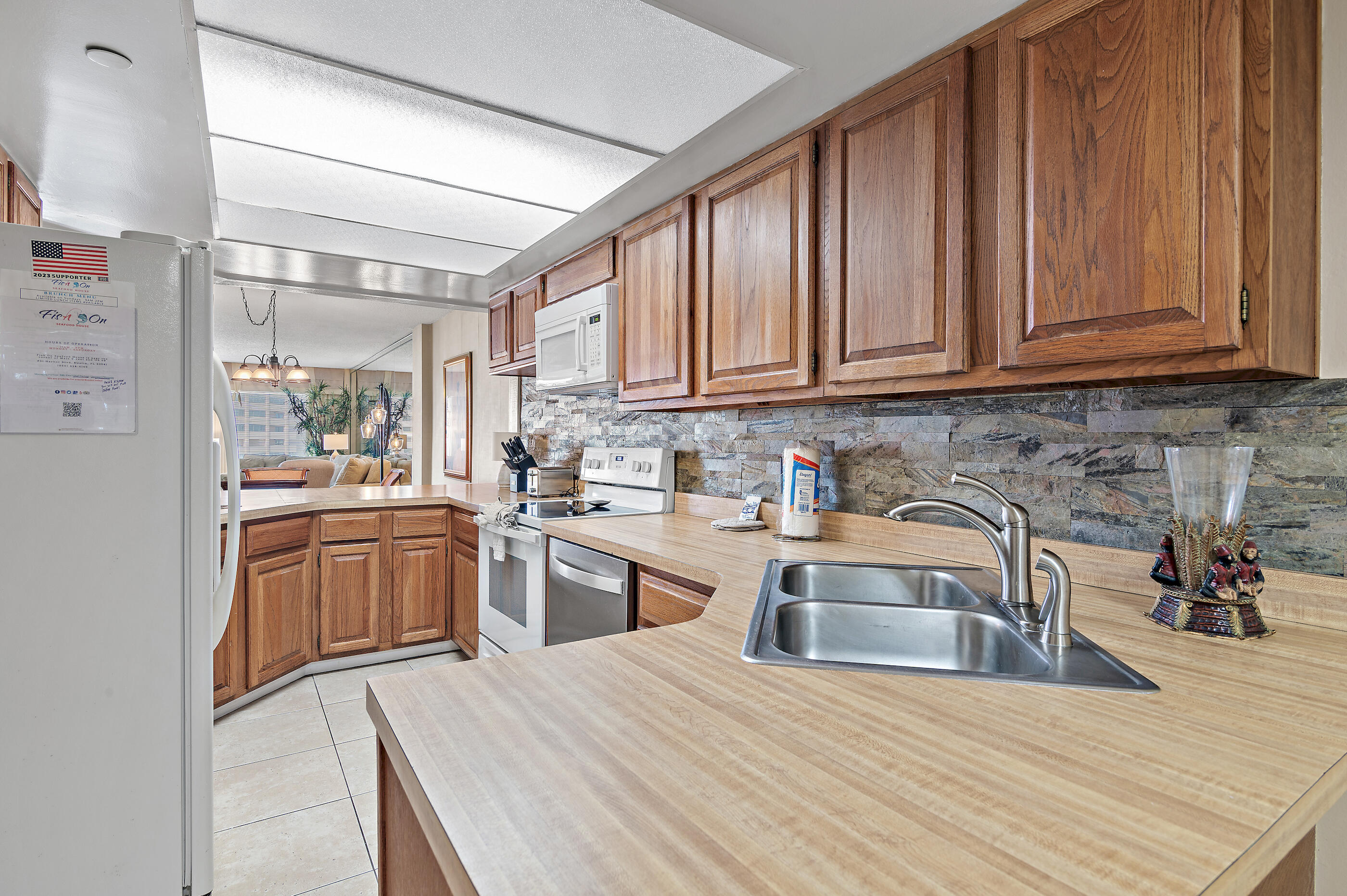 INLET REEF CLUB CONDO - Residential