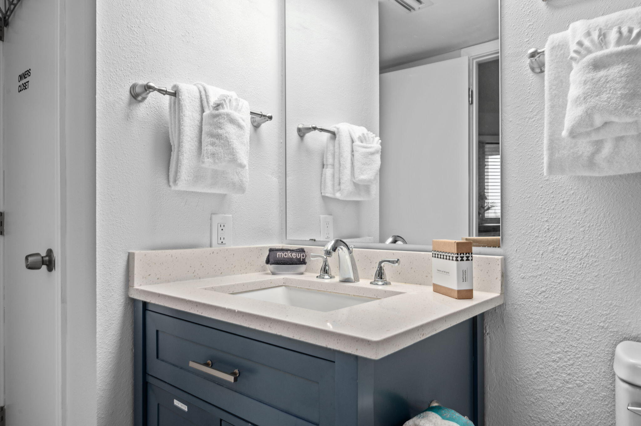BREAKERS OF FWB PH II - Residential