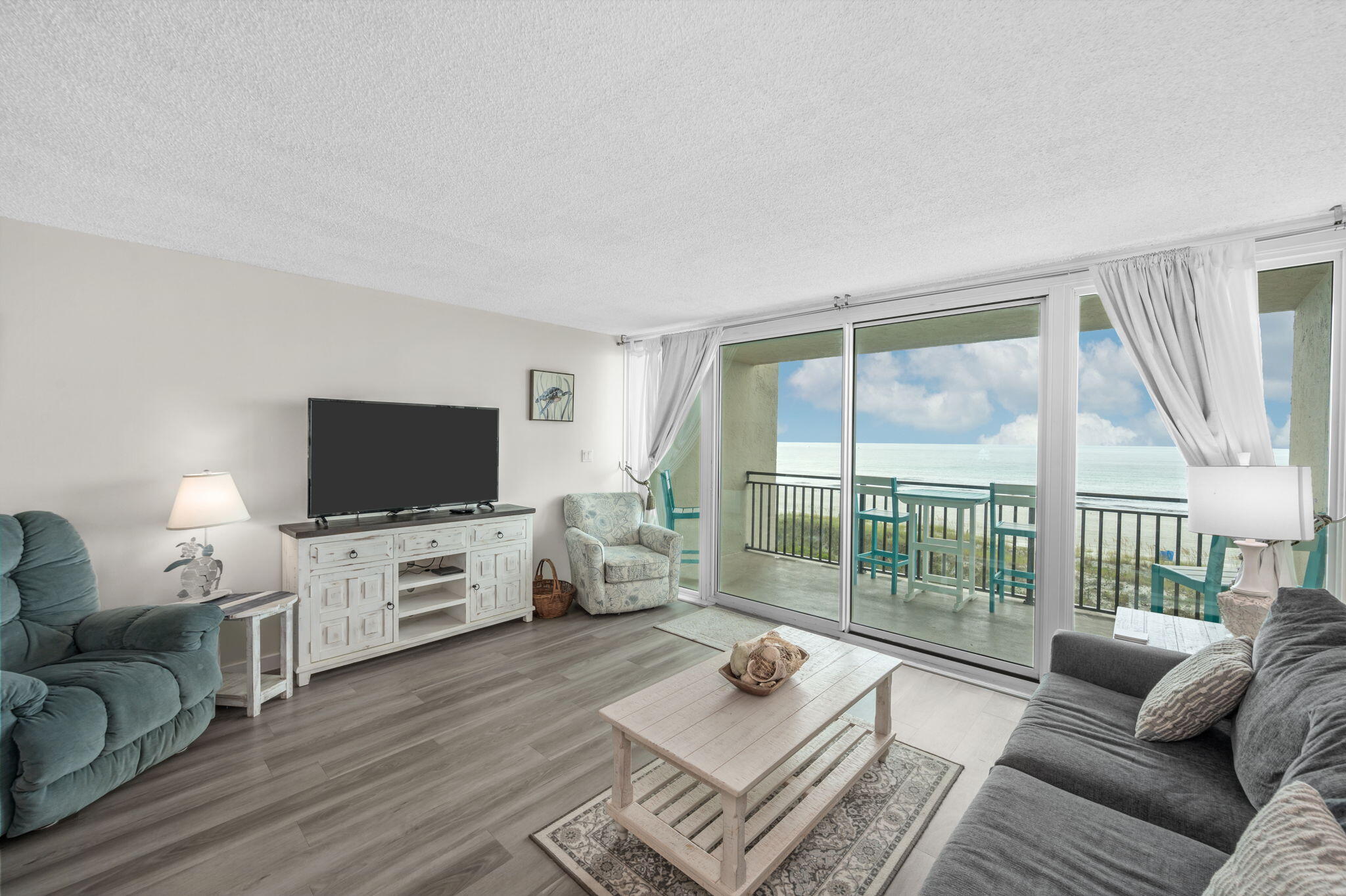 BREAKERS OF FWB PH II - Residential