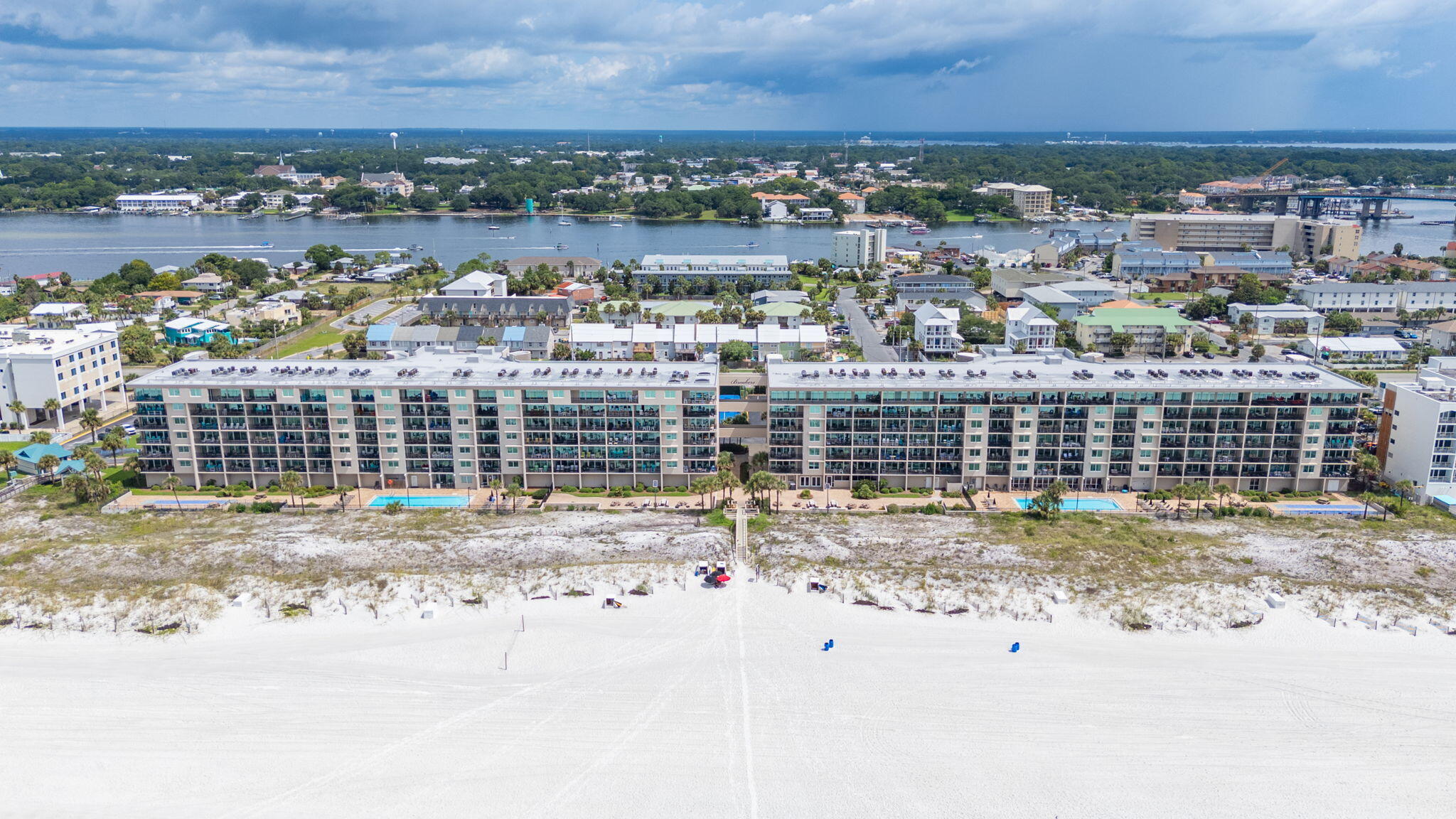 BREAKERS OF FWB PH II - Residential
