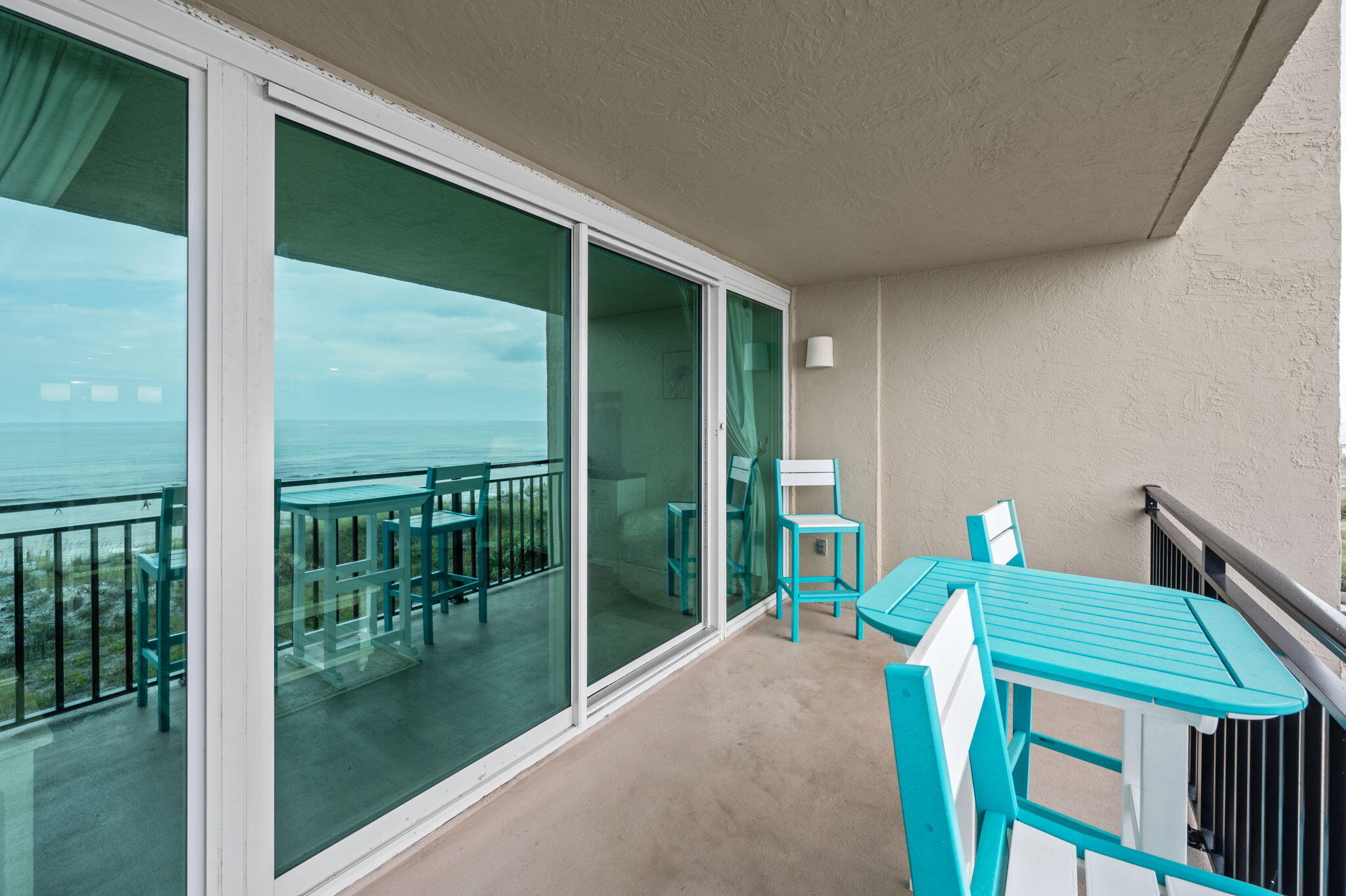 BREAKERS OF FWB PH II - Residential