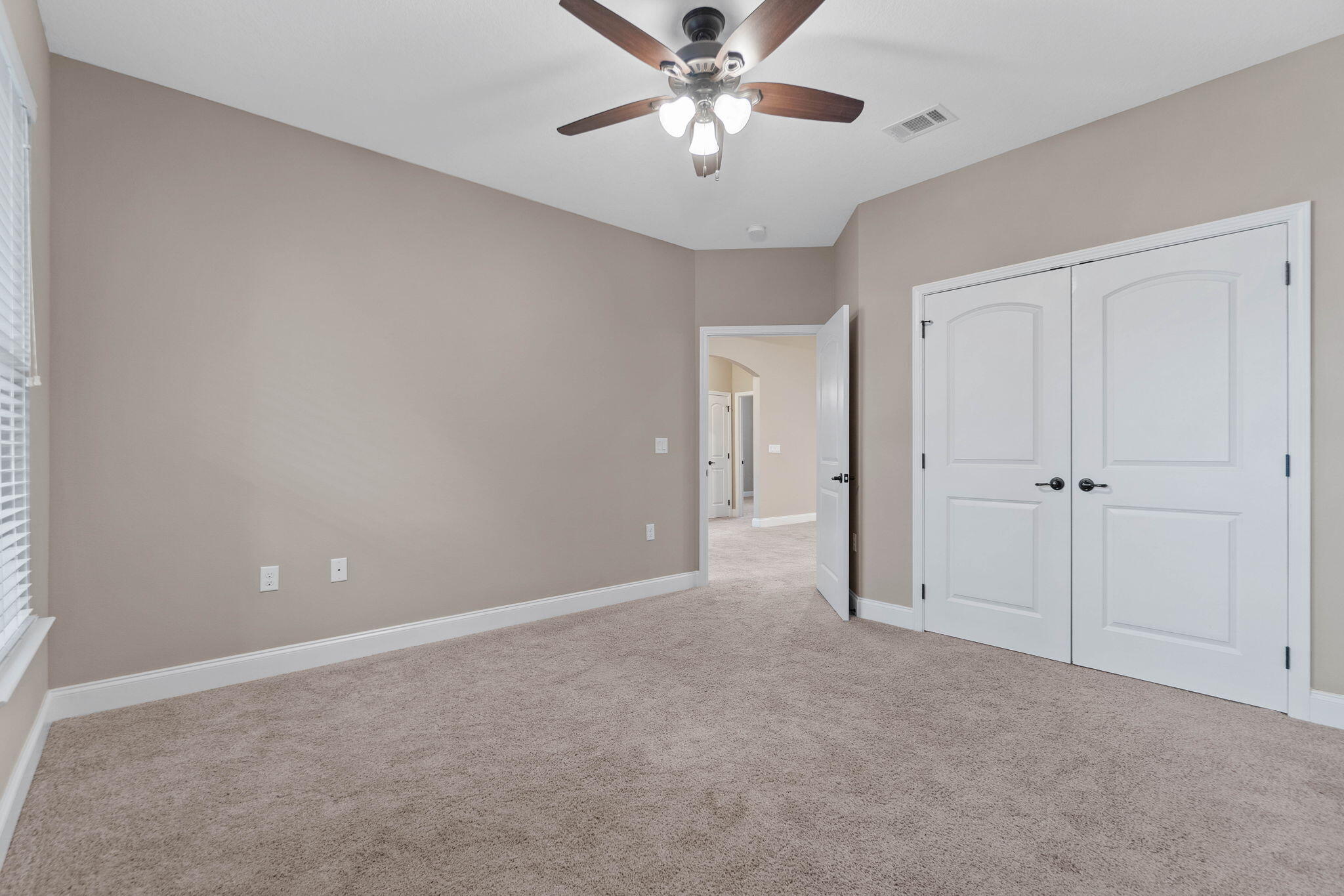 METES & BOUNDS - Residential Lease