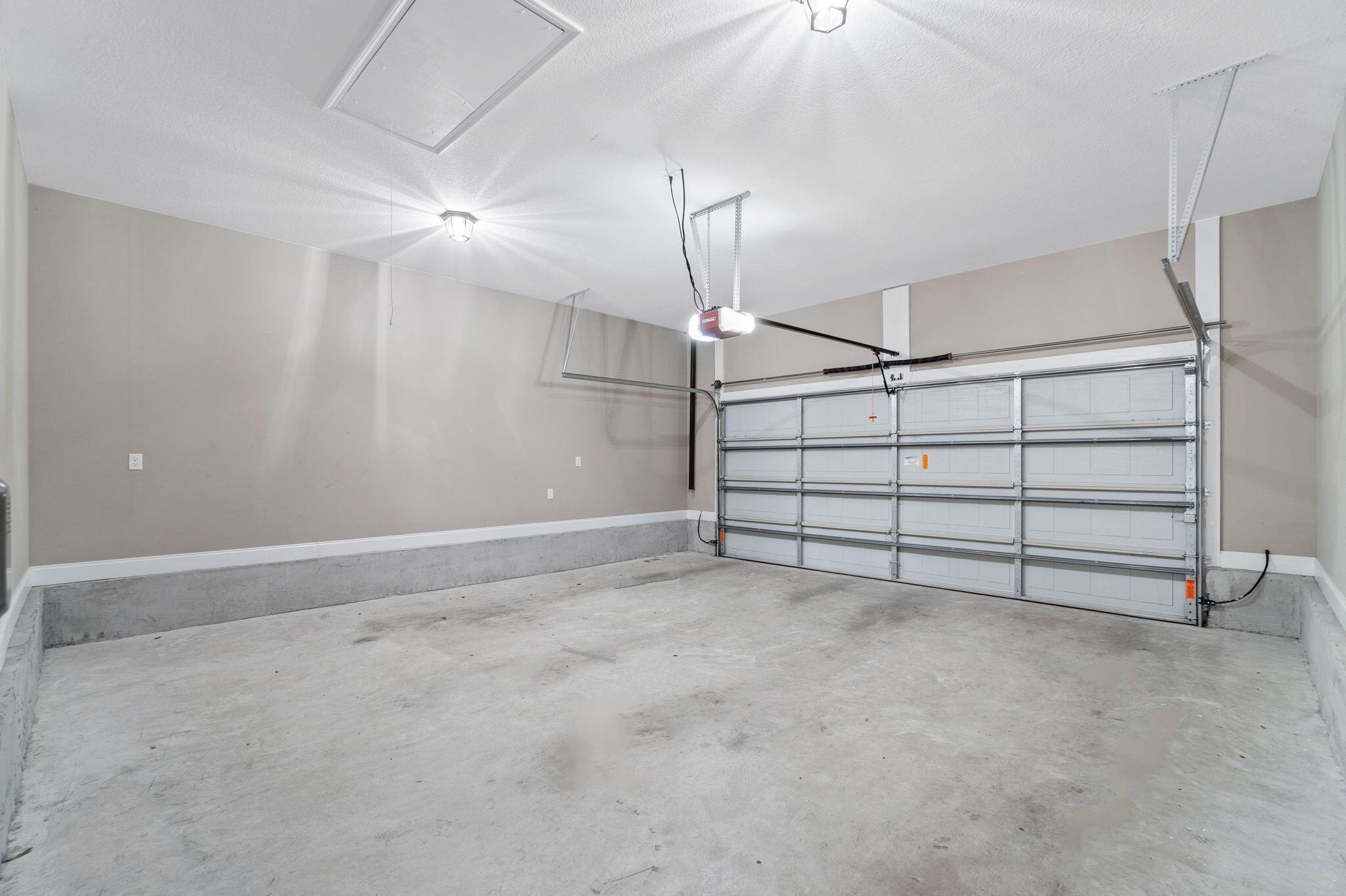 METES & BOUNDS - Residential Lease