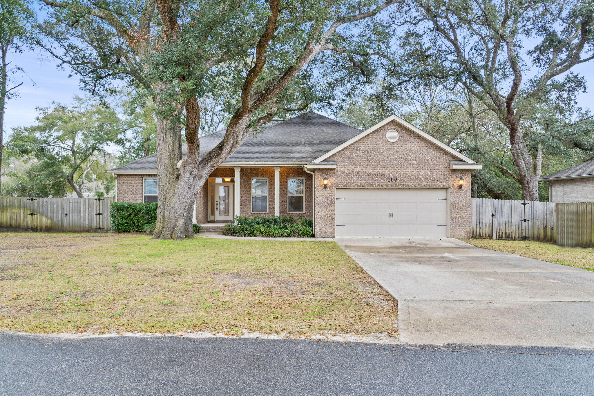 METES & BOUNDS - Residential Lease