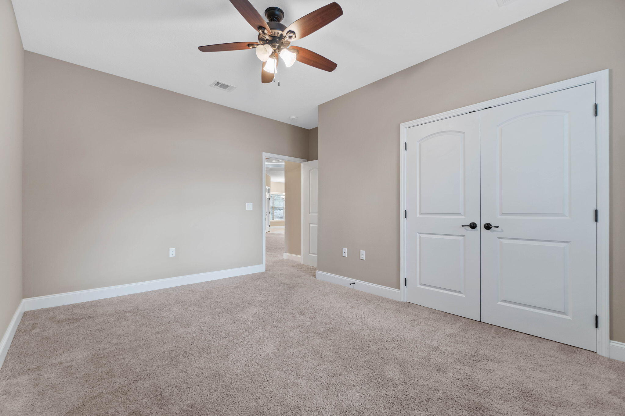 METES & BOUNDS - Residential Lease