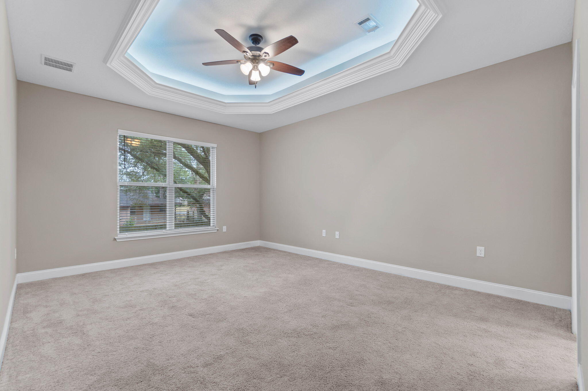 METES & BOUNDS - Residential Lease