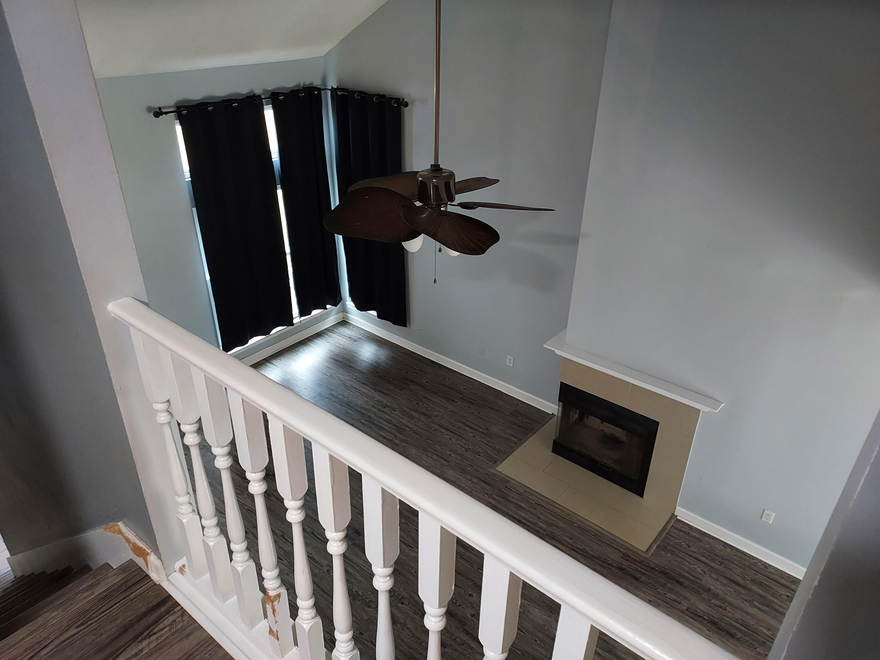 TIMBERLAKE ESTATES 1ST ADDN - Residential Lease