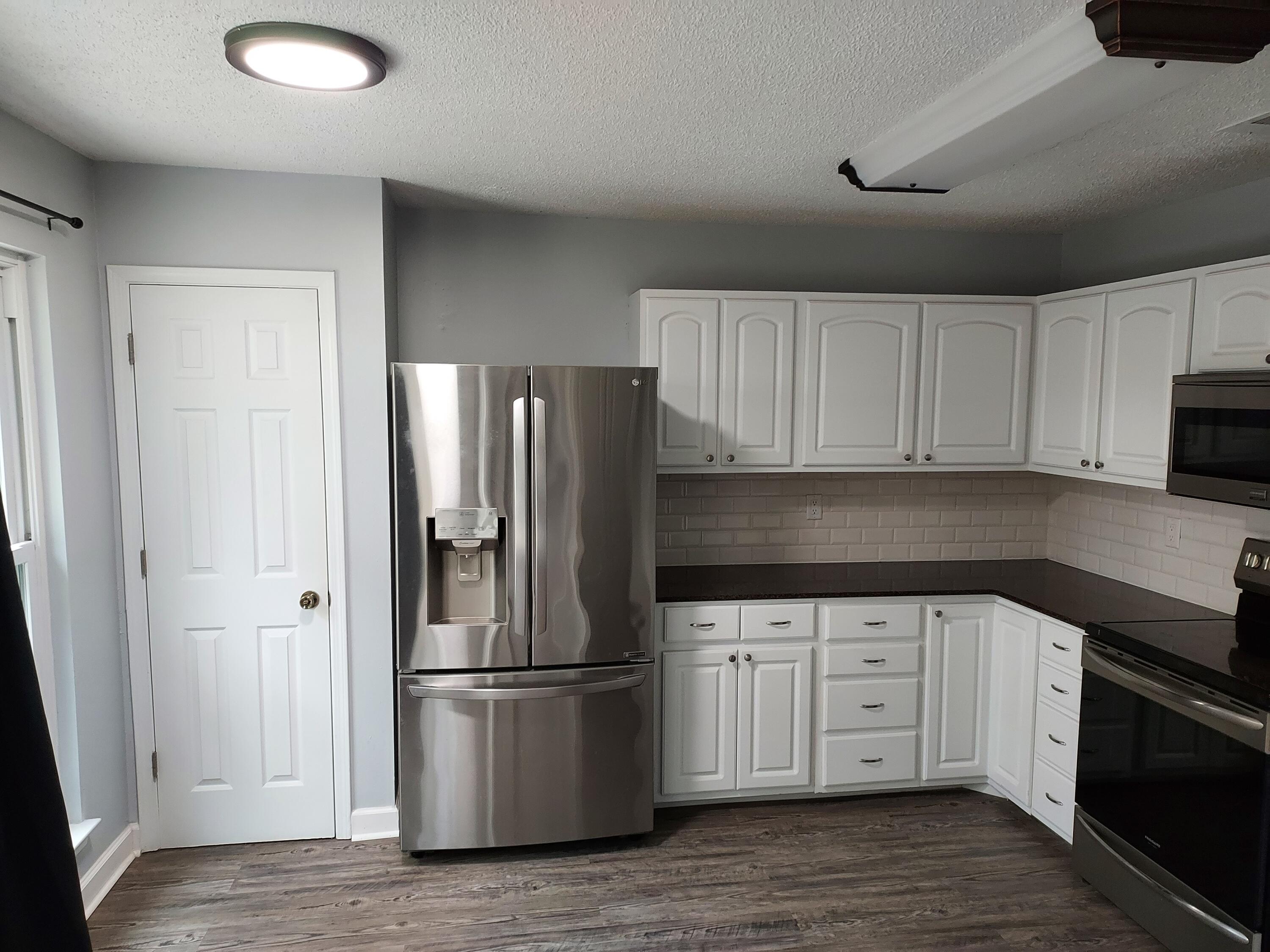 TIMBERLAKE ESTATES 1ST ADDN - Residential Lease