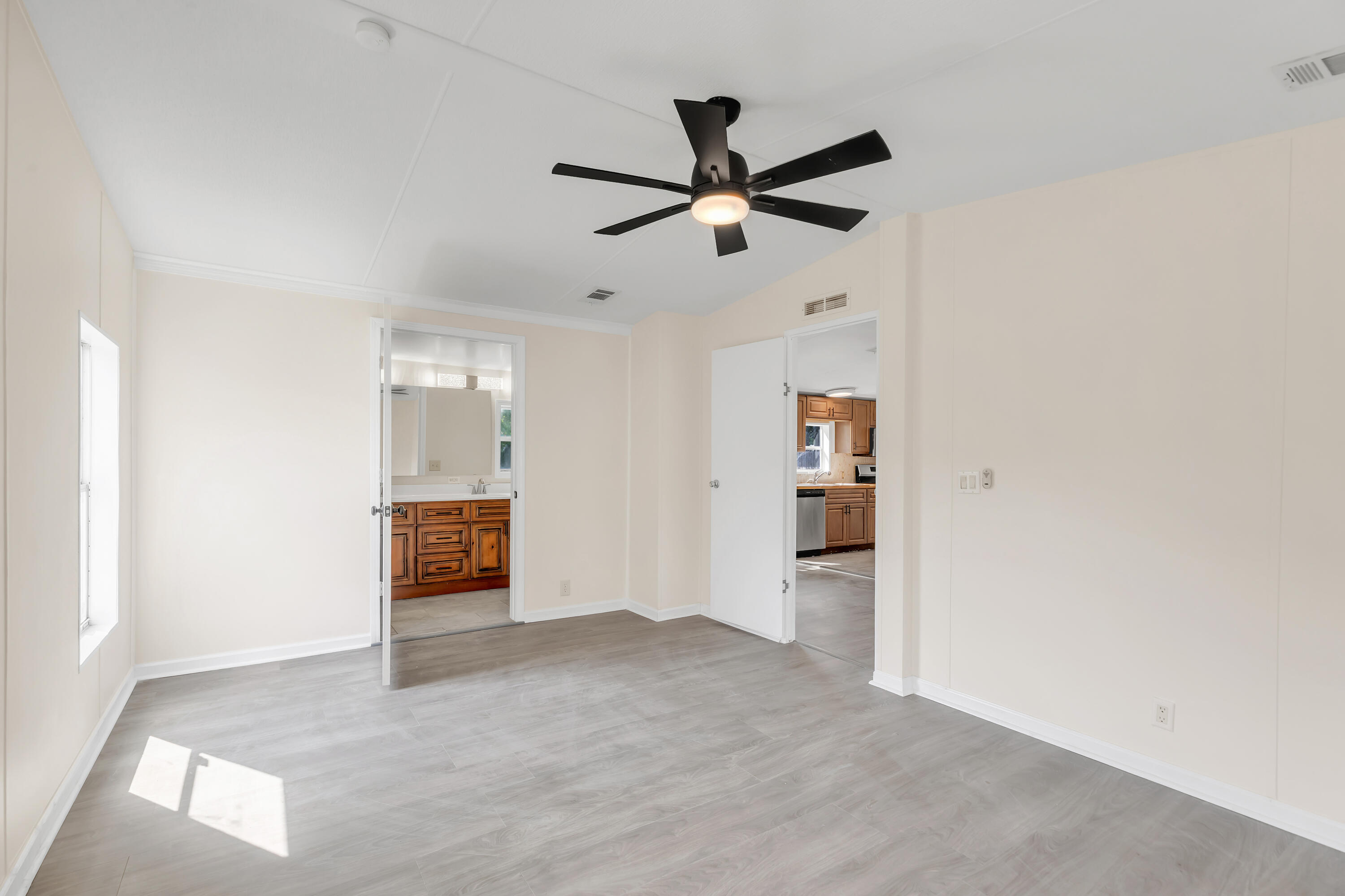 CASA LOMA S/D 1ST ADDN - Residential