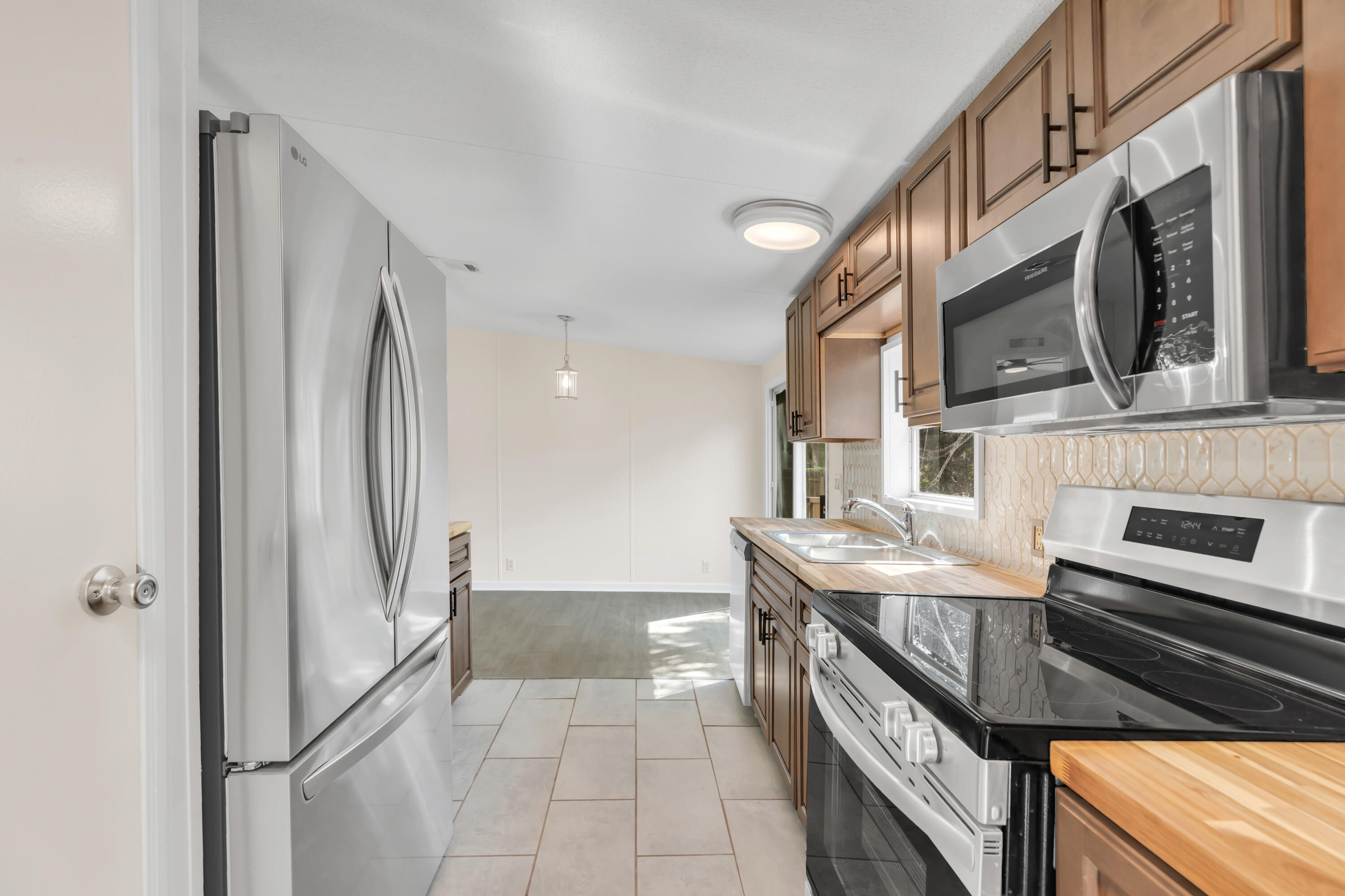 CASA LOMA S/D 1ST ADDN - Residential