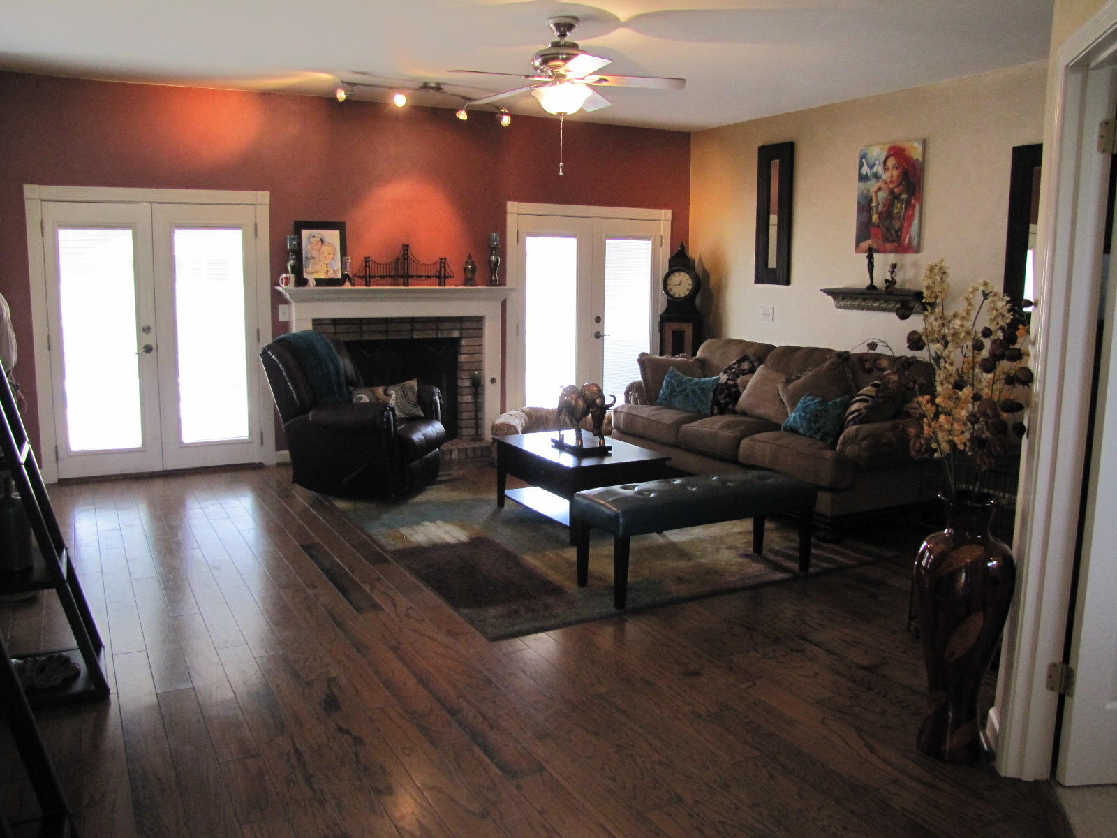 RIDGE WOOD MANOR - Residential Lease