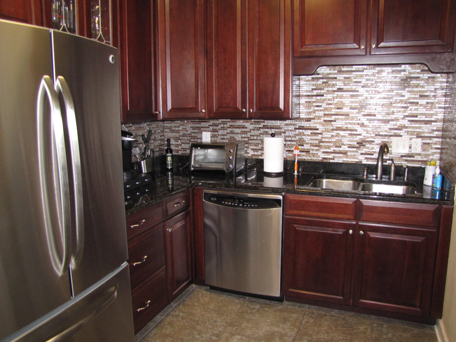 RIDGE WOOD MANOR - Residential Lease