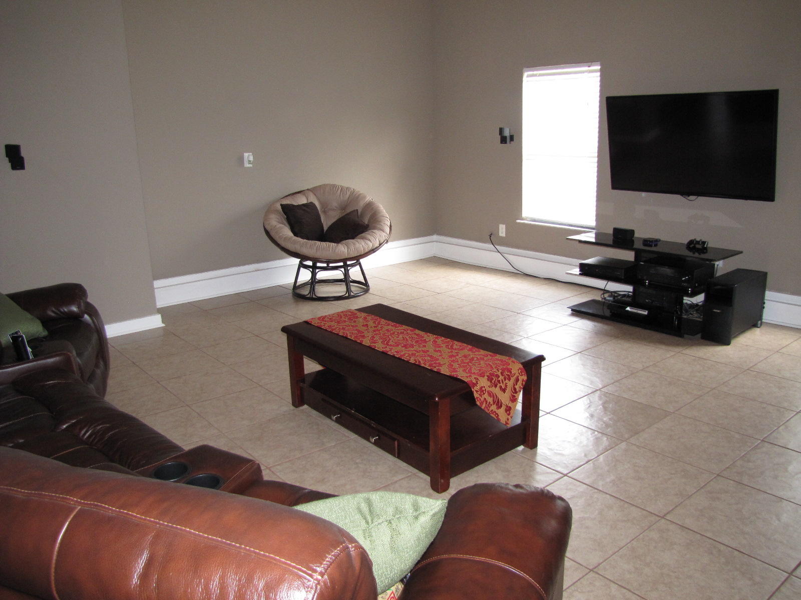 RIDGE WOOD MANOR - Residential Lease