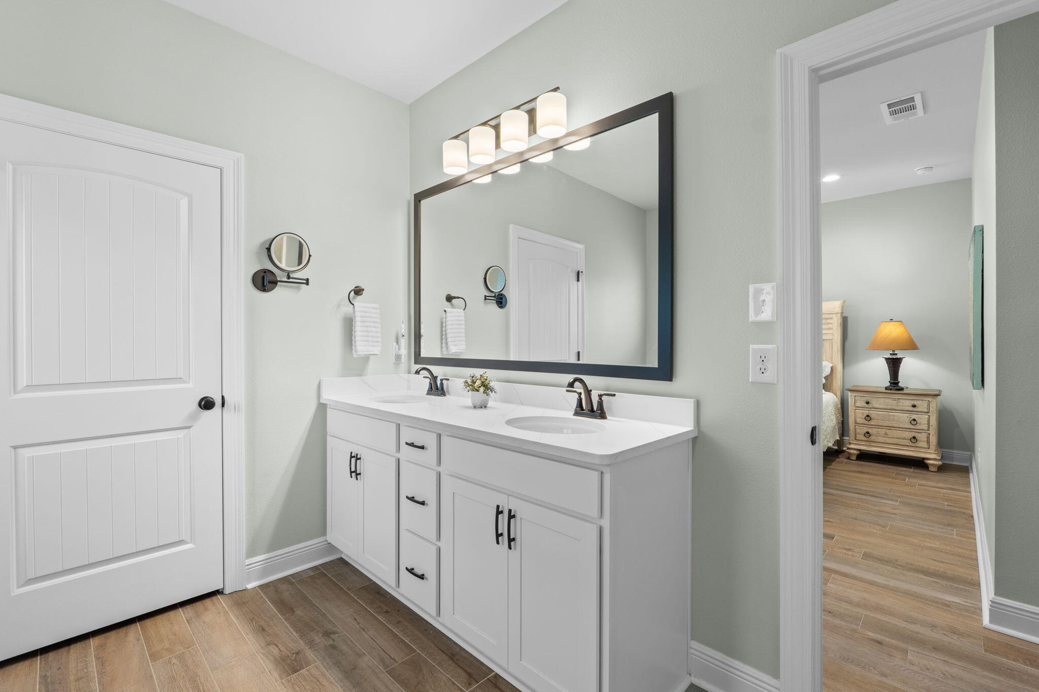 HAMMOCK BAY - Residential