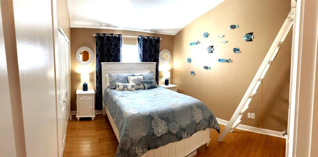 COMMODORES LANDING 2-B - Residential