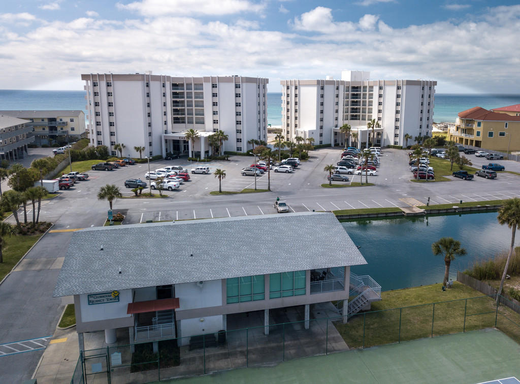 REGENCY TOWERS - Residential