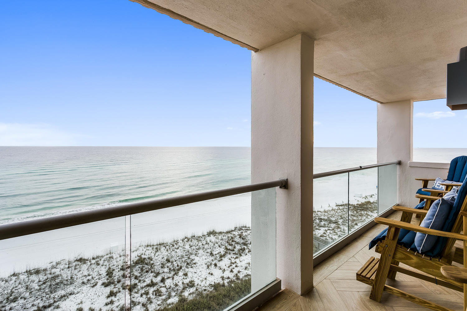 REGENCY TOWERS - Residential