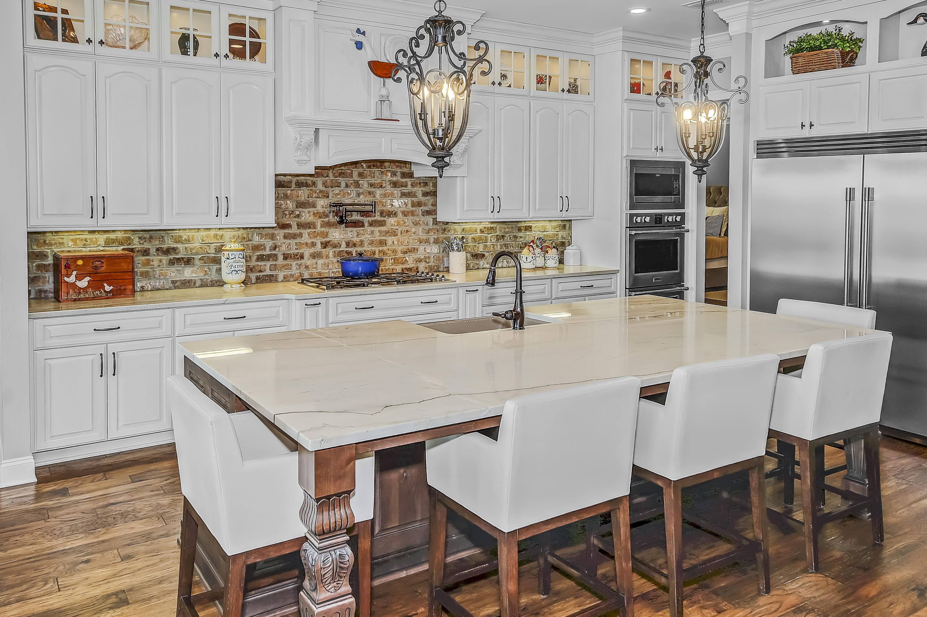 WATER'S EDGE - Residential