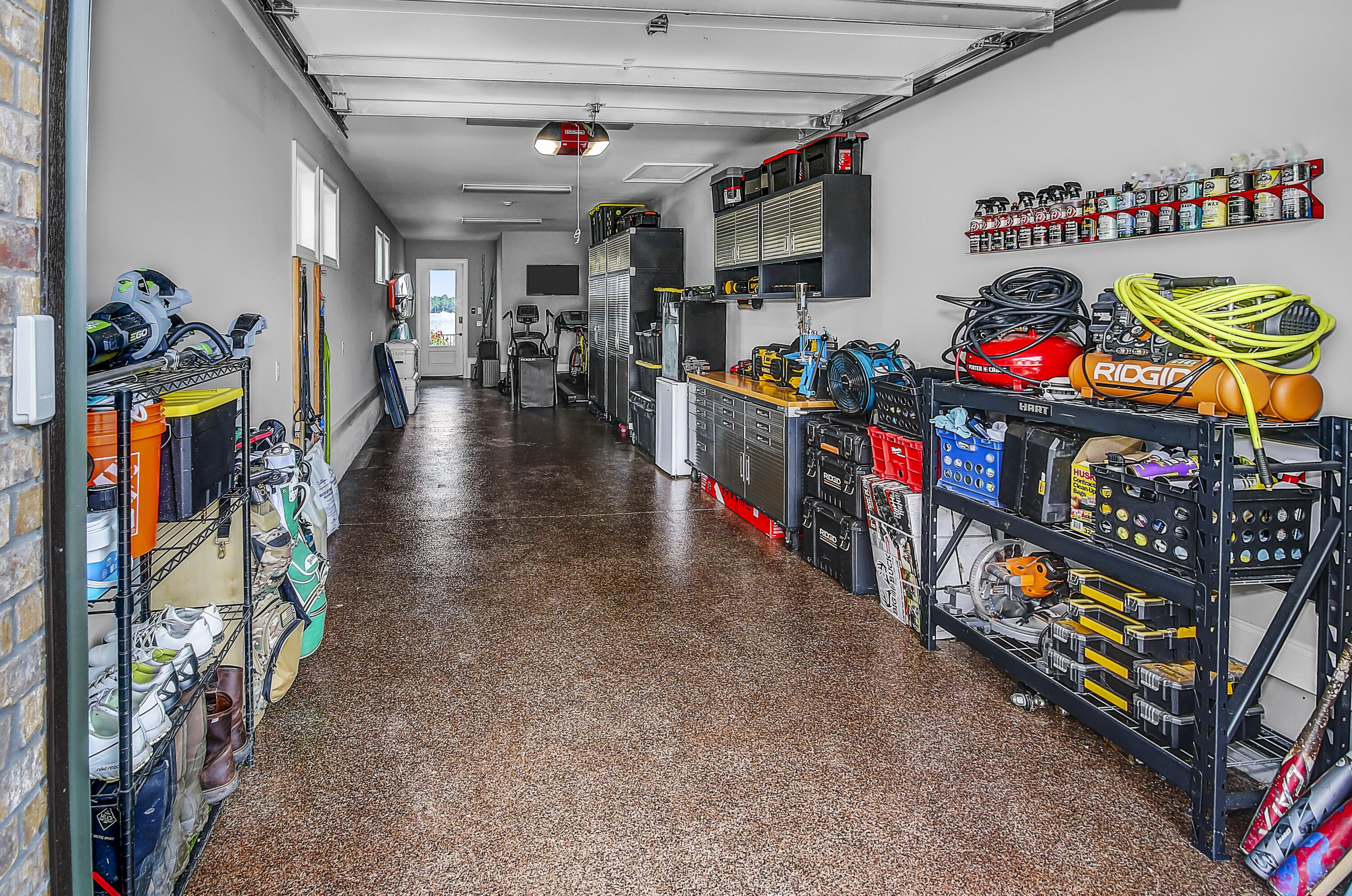 WATER'S EDGE - Residential