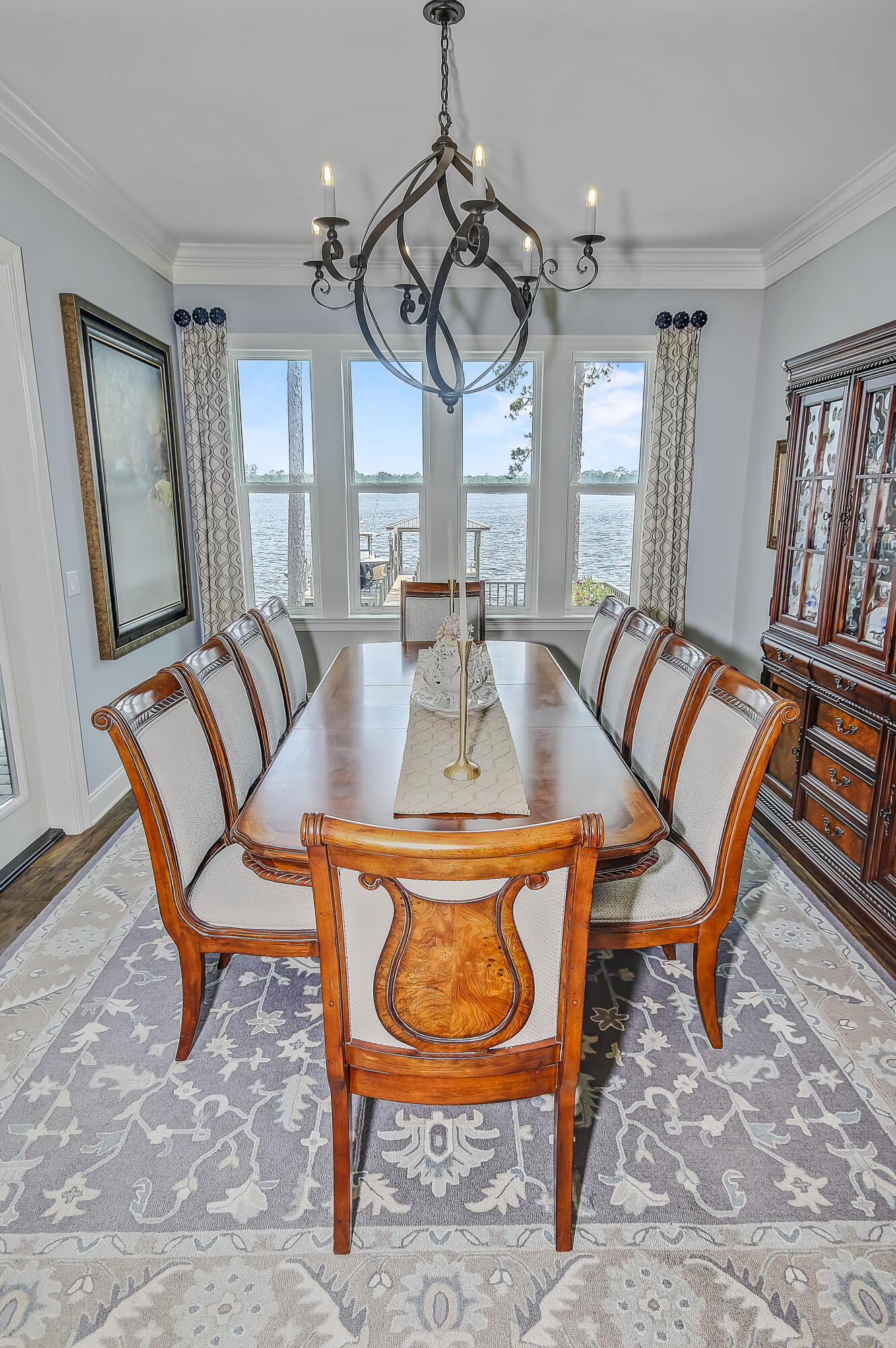 WATER'S EDGE - Residential