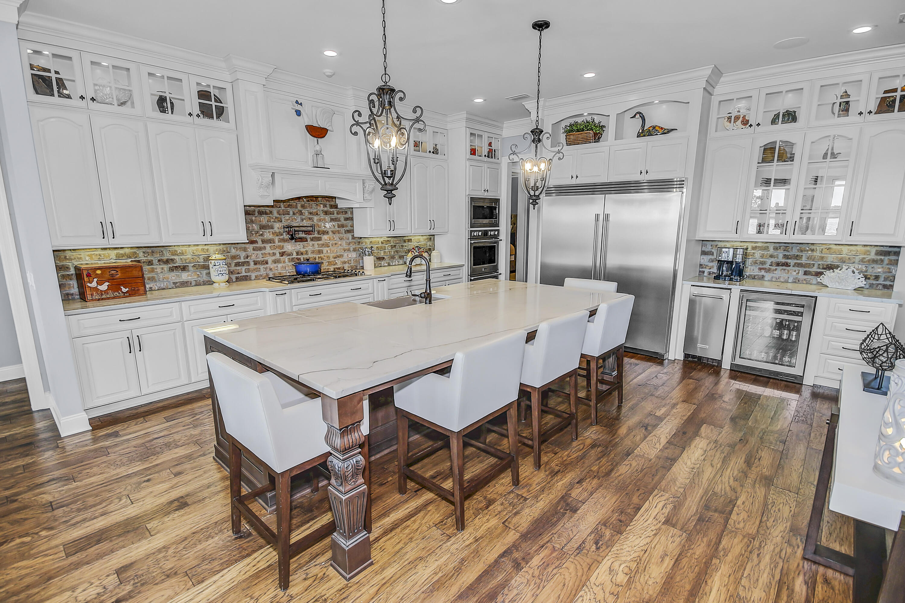 WATER'S EDGE - Residential