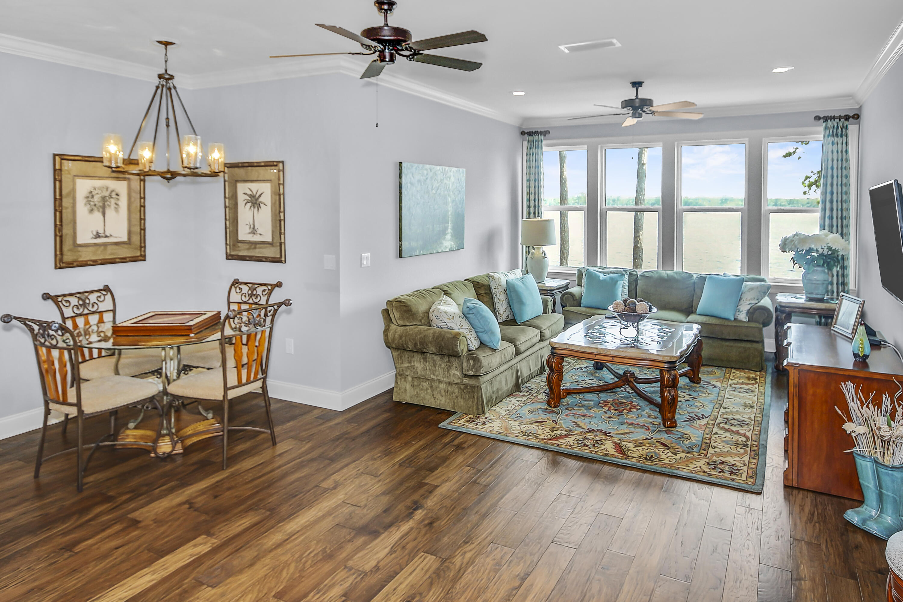 WATER'S EDGE - Residential