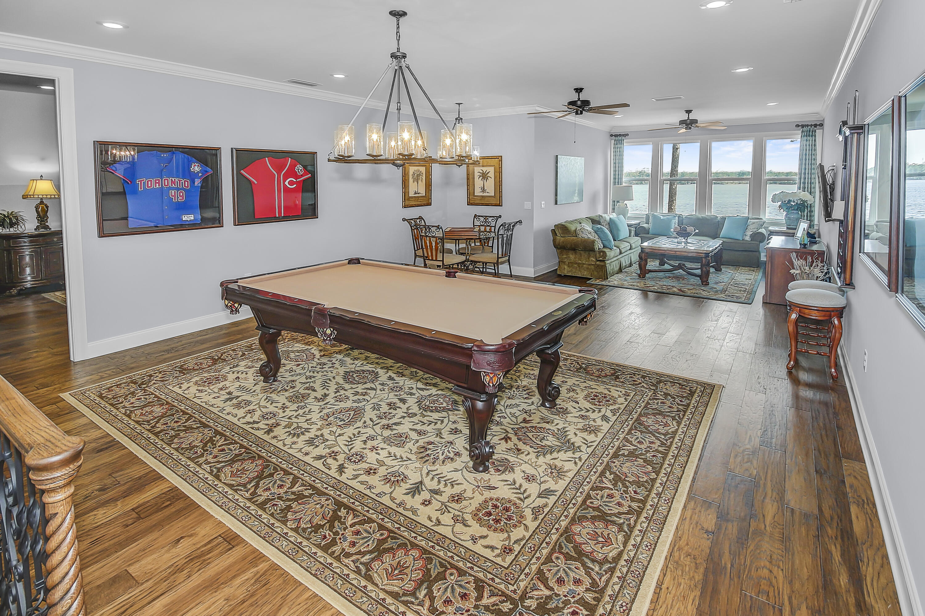 WATER'S EDGE - Residential