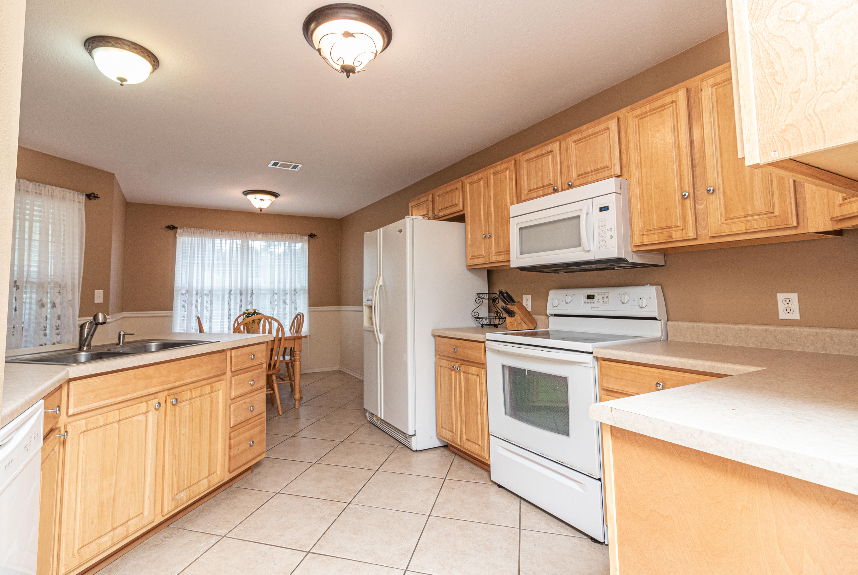 GARDEN OAKS - Residential