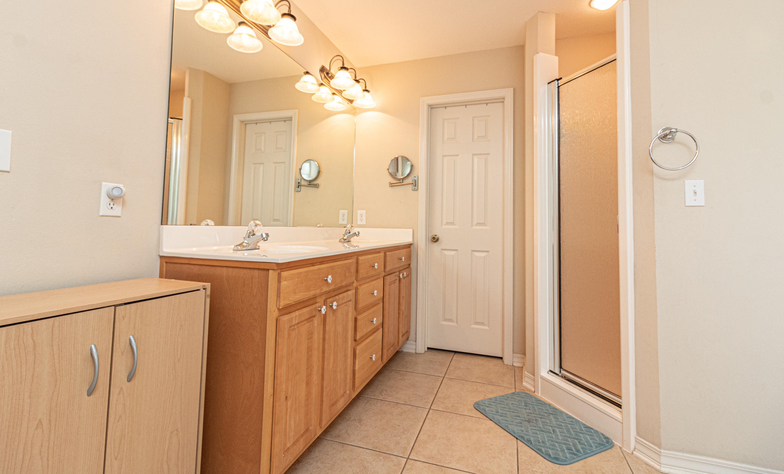 GARDEN OAKS - Residential