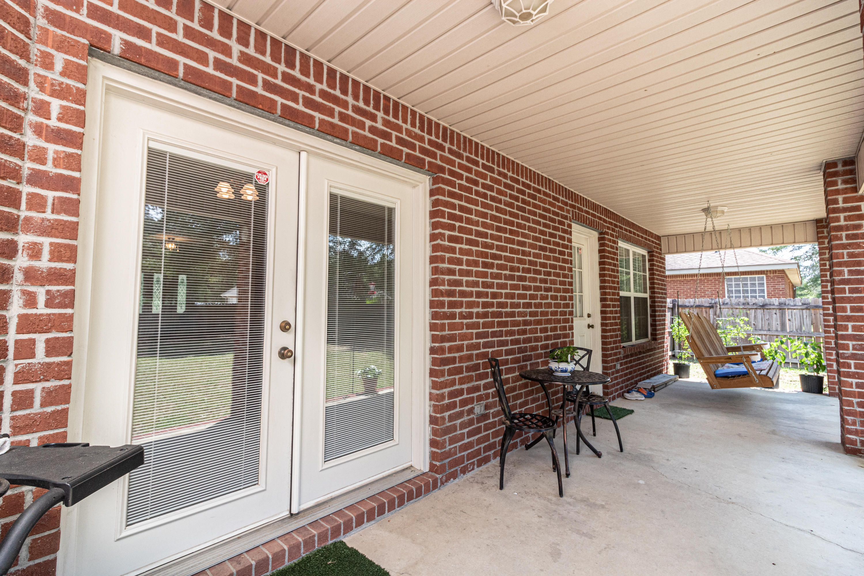 GARDEN OAKS - Residential