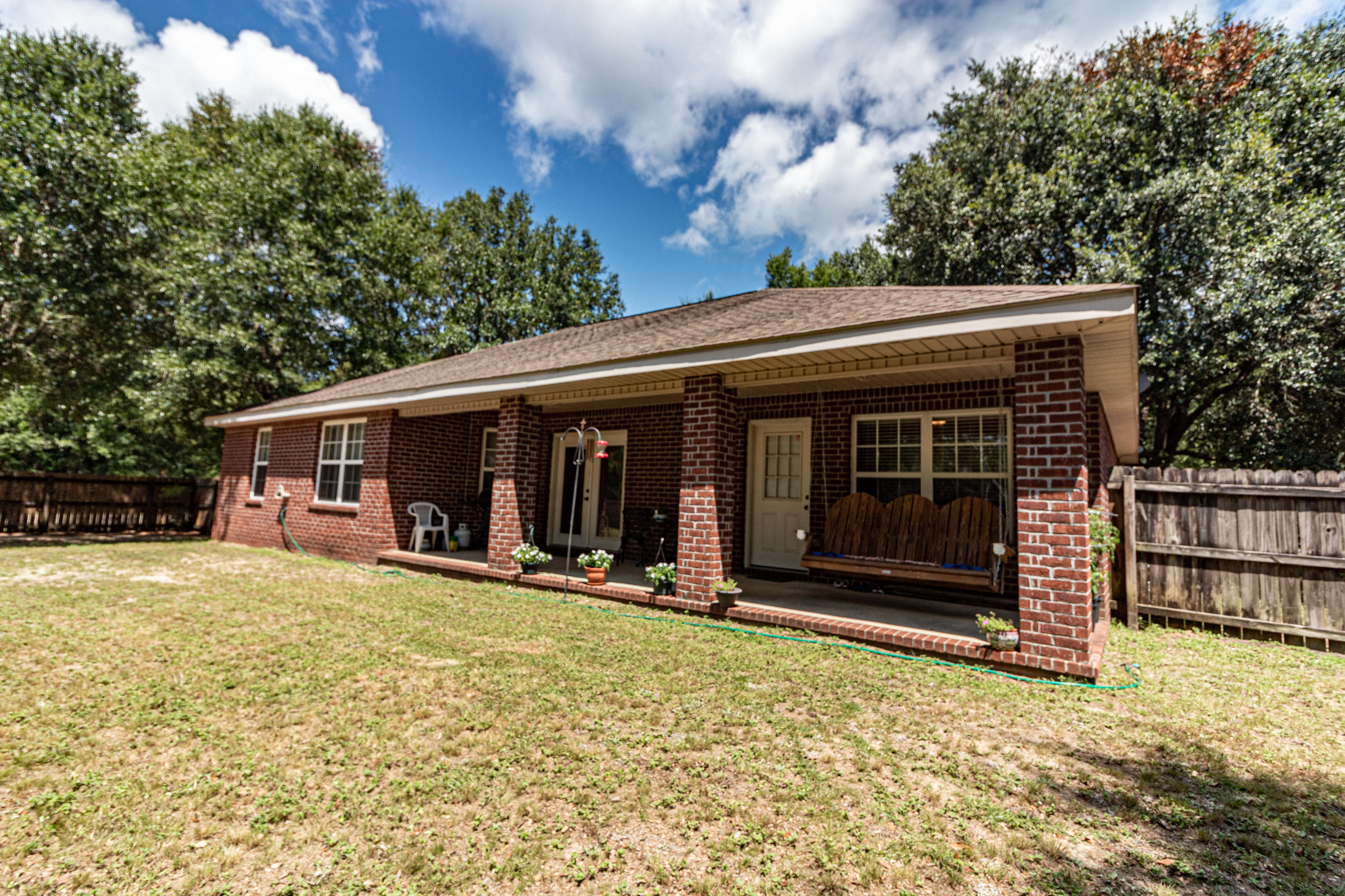 GARDEN OAKS - Residential