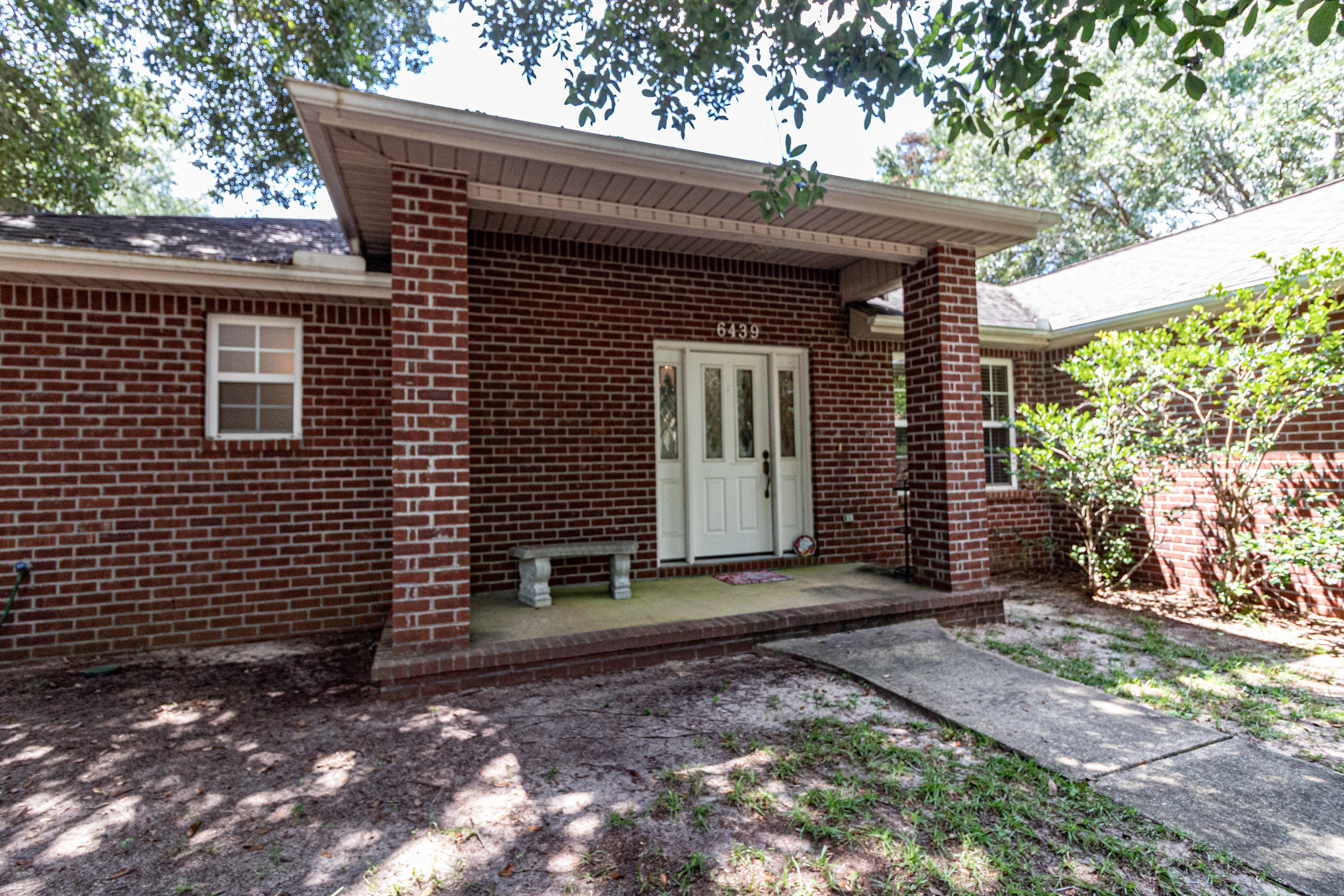 GARDEN OAKS - Residential