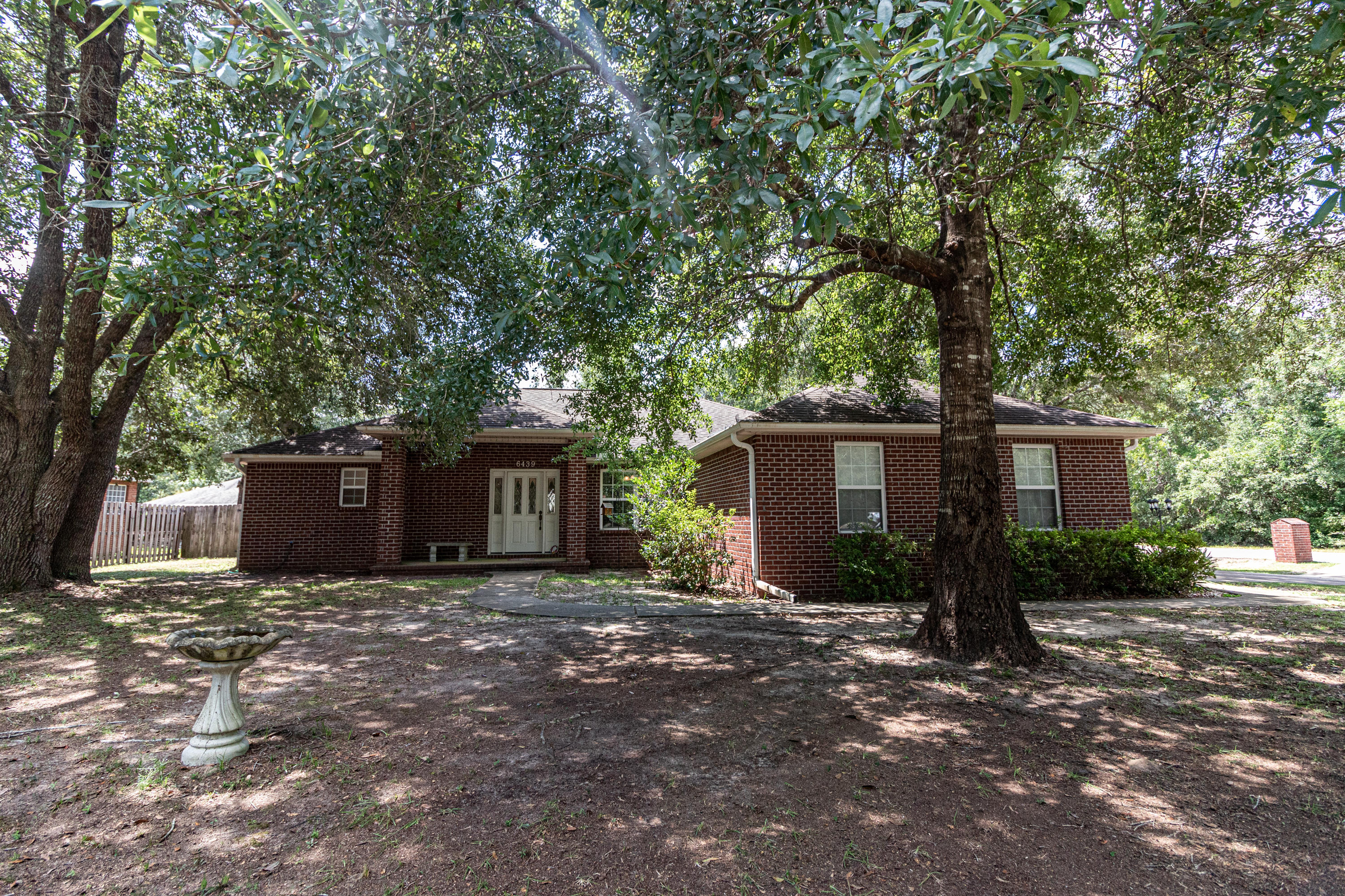 GARDEN OAKS - Residential