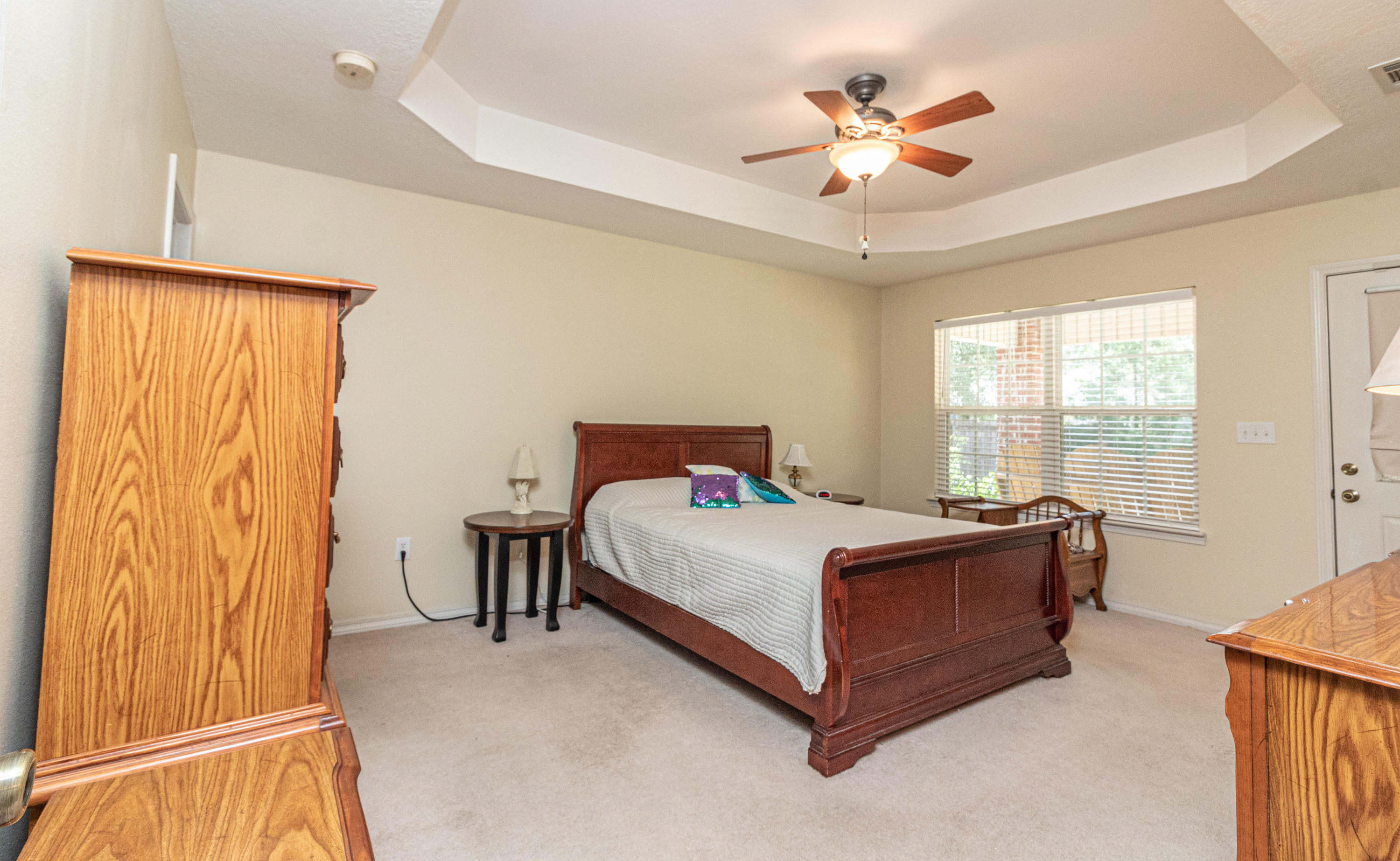 GARDEN OAKS - Residential