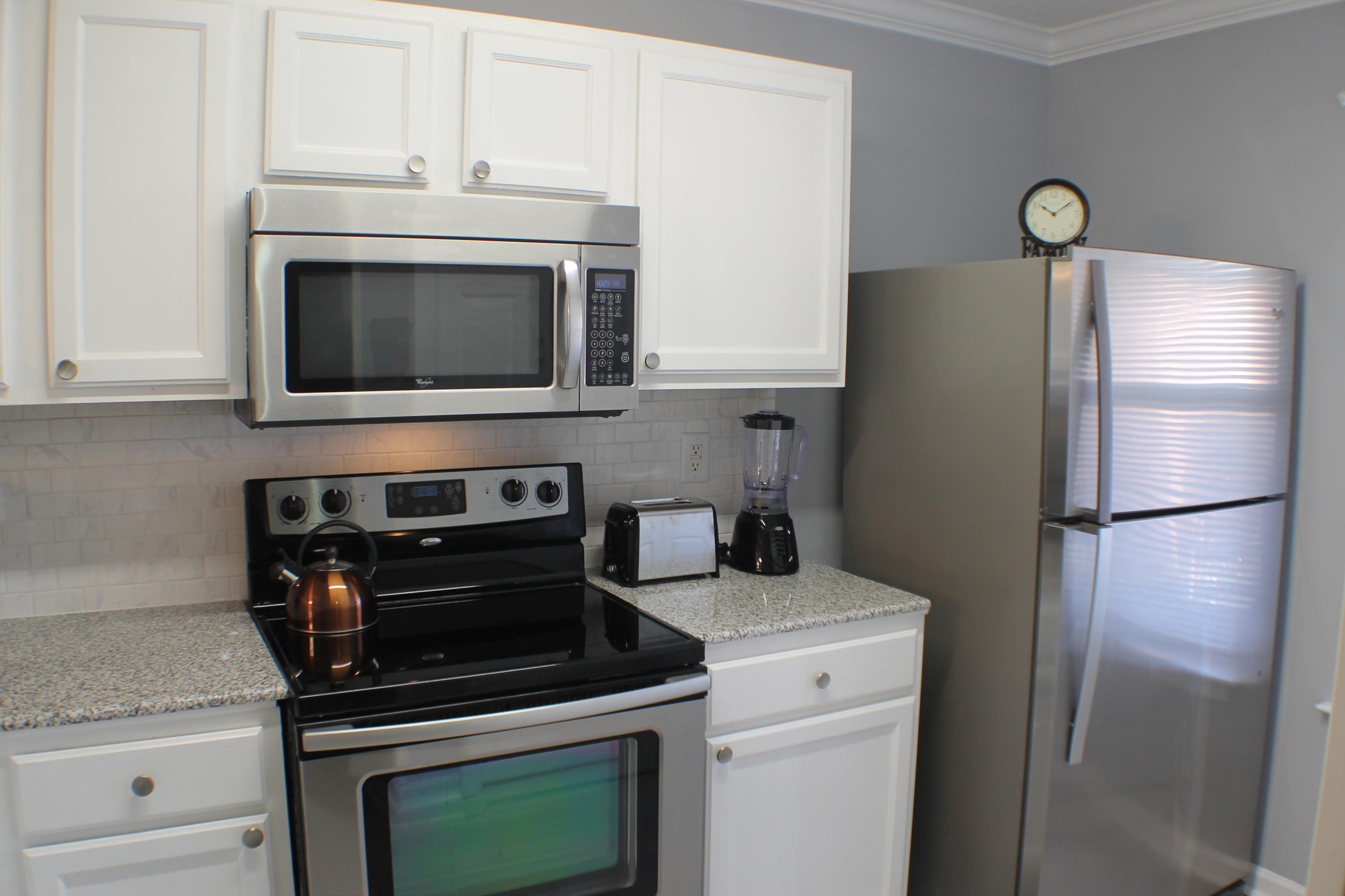 STILLWELL ESTATES - Residential