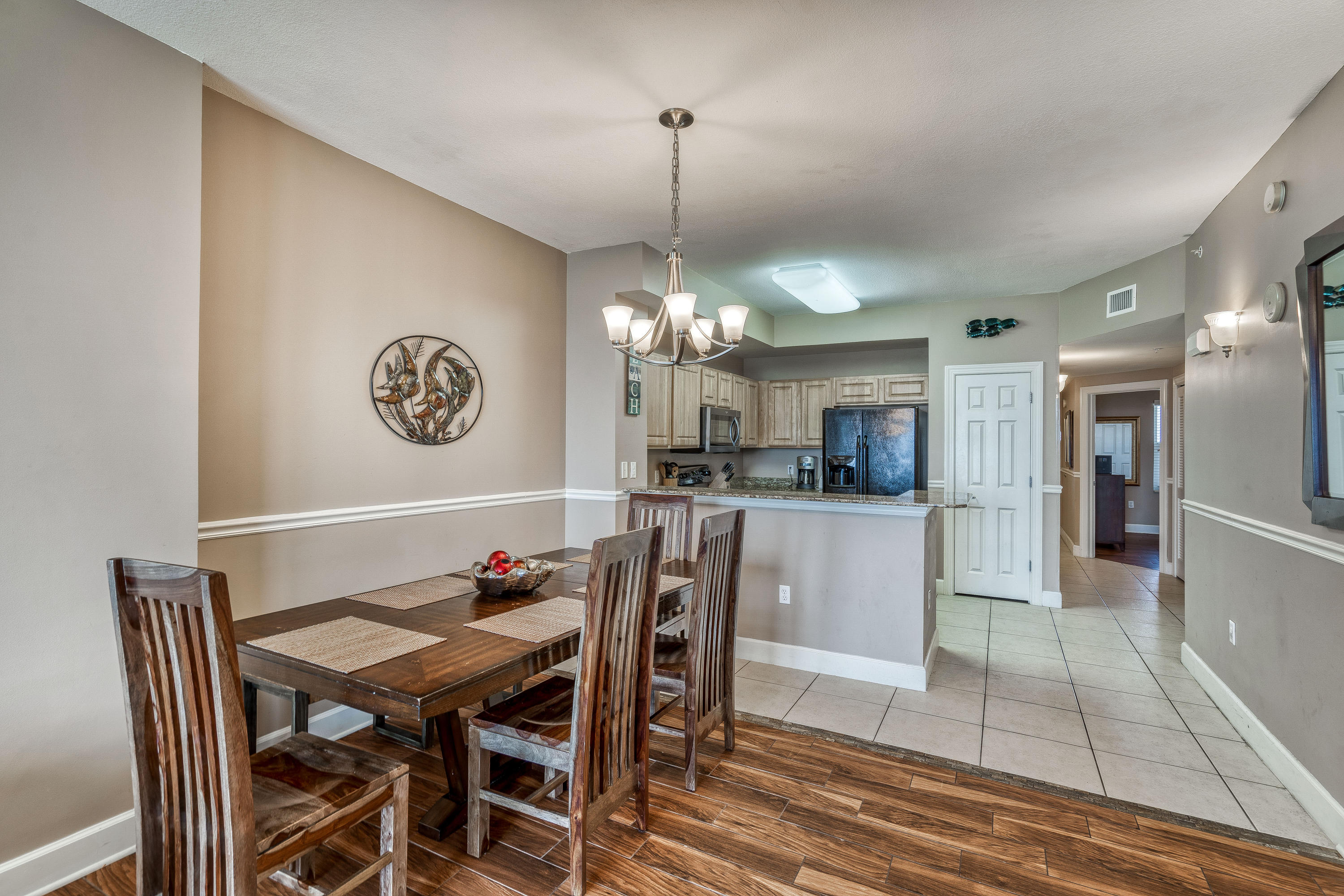 SUNRISE BEACH - Residential