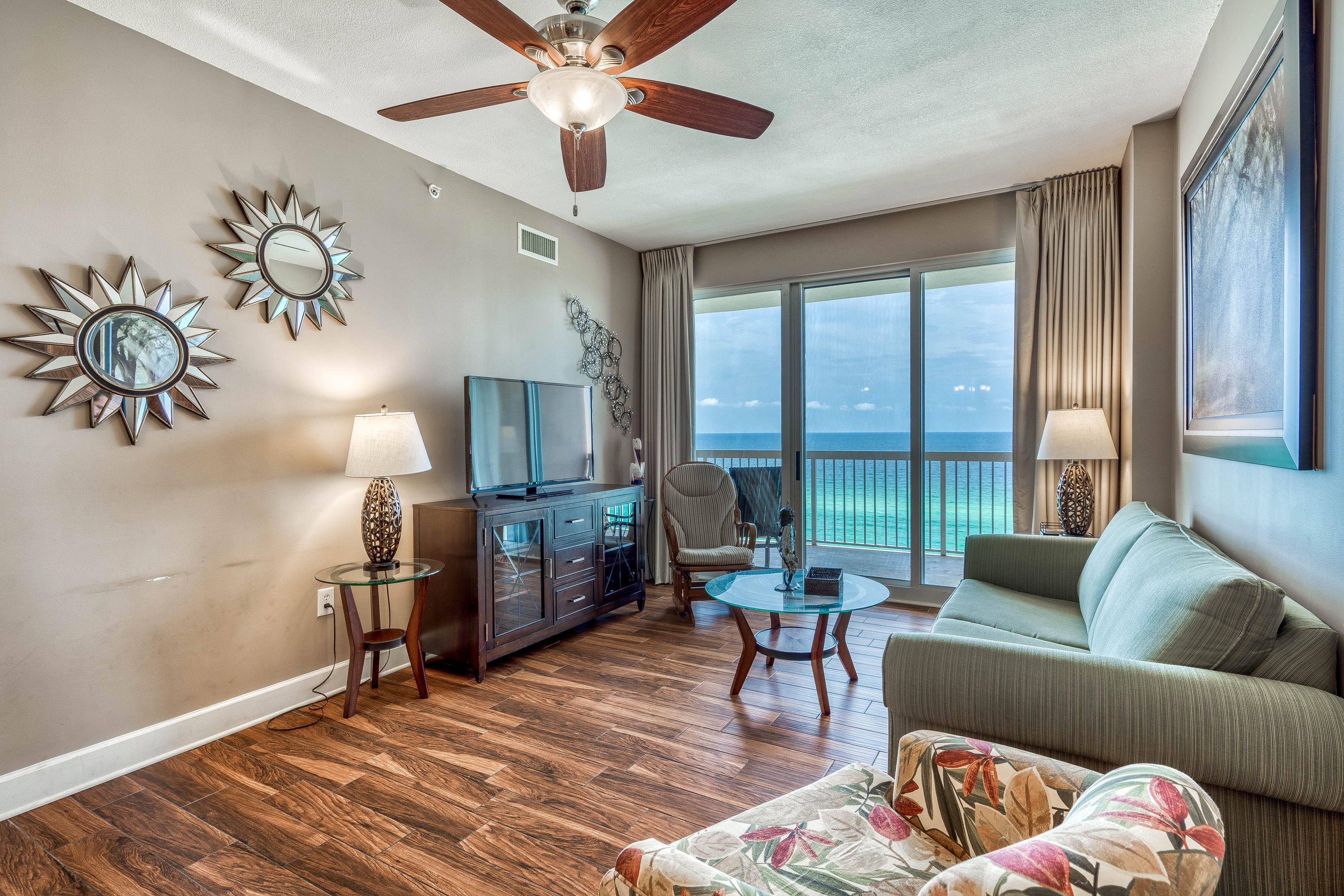 SUNRISE BEACH - Residential