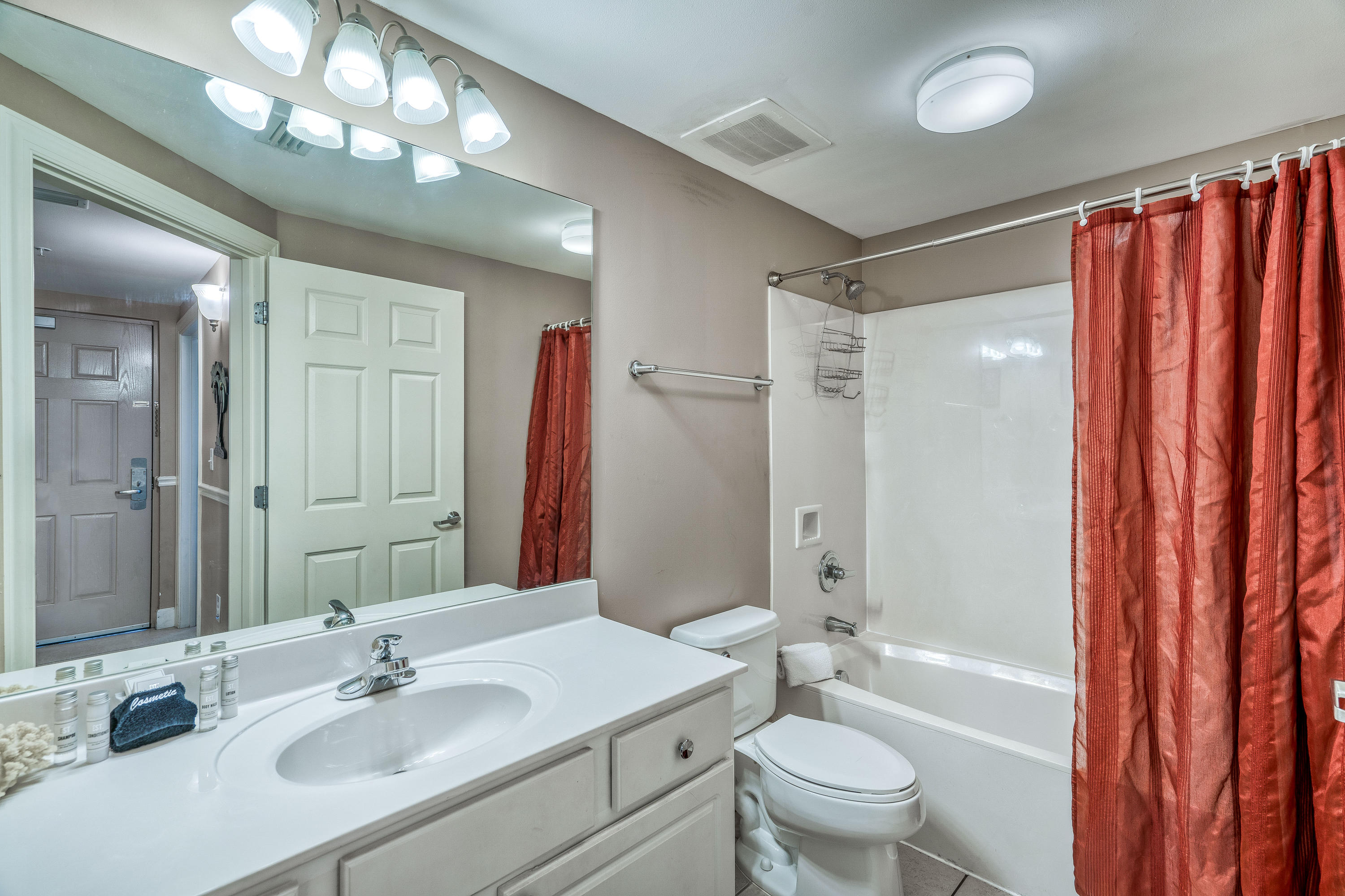 SUNRISE BEACH - Residential