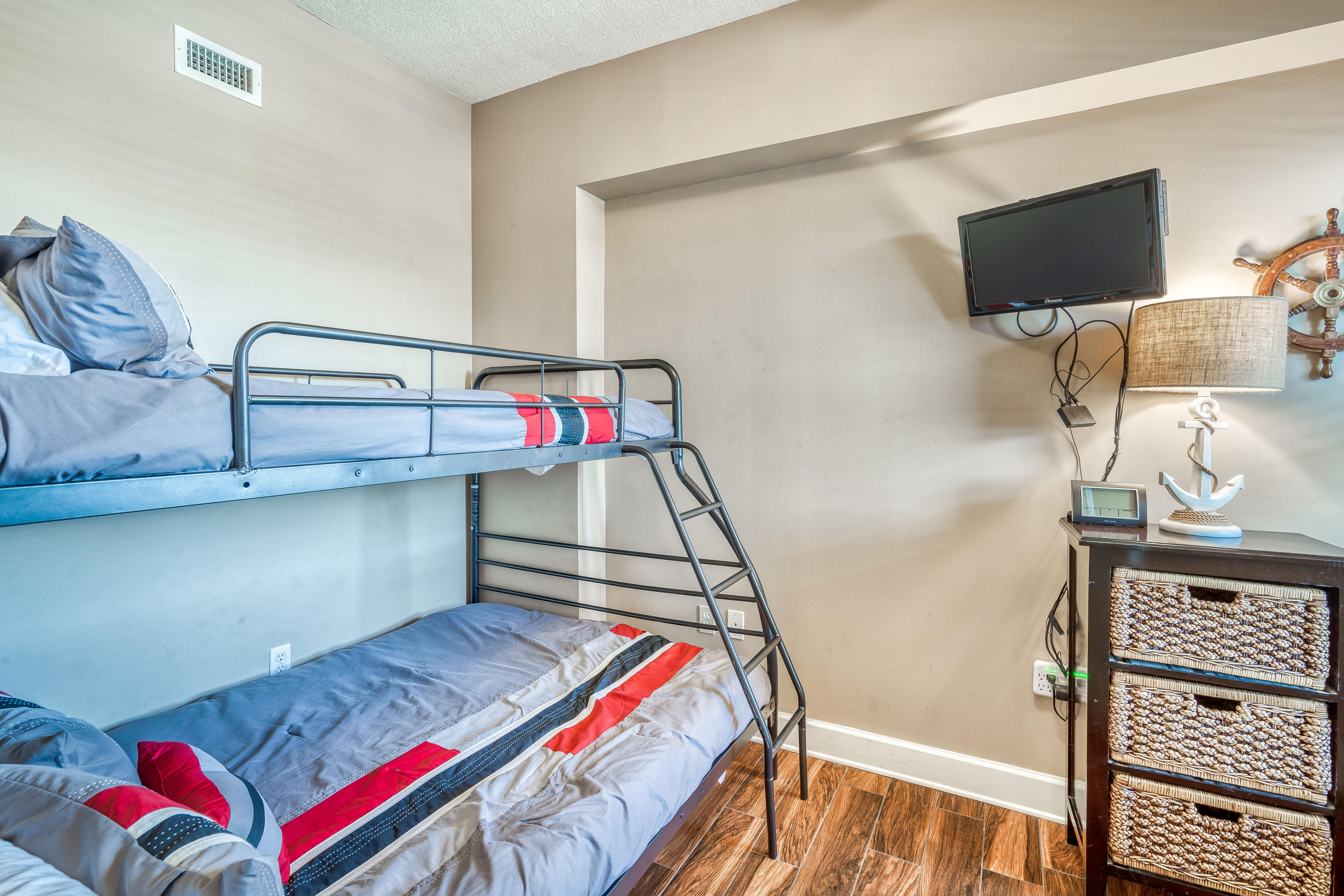 SUNRISE BEACH - Residential