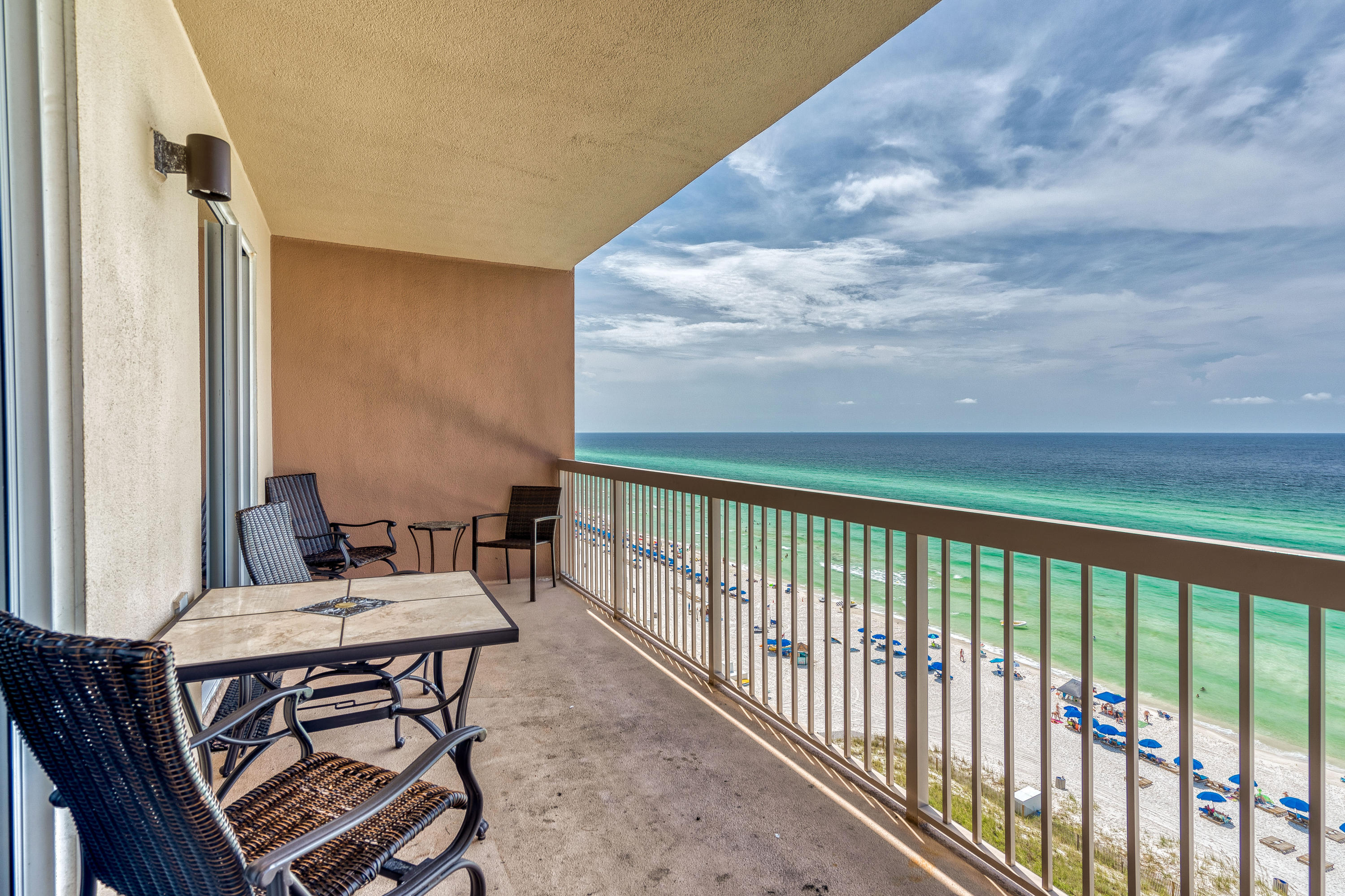 SUNRISE BEACH - Residential