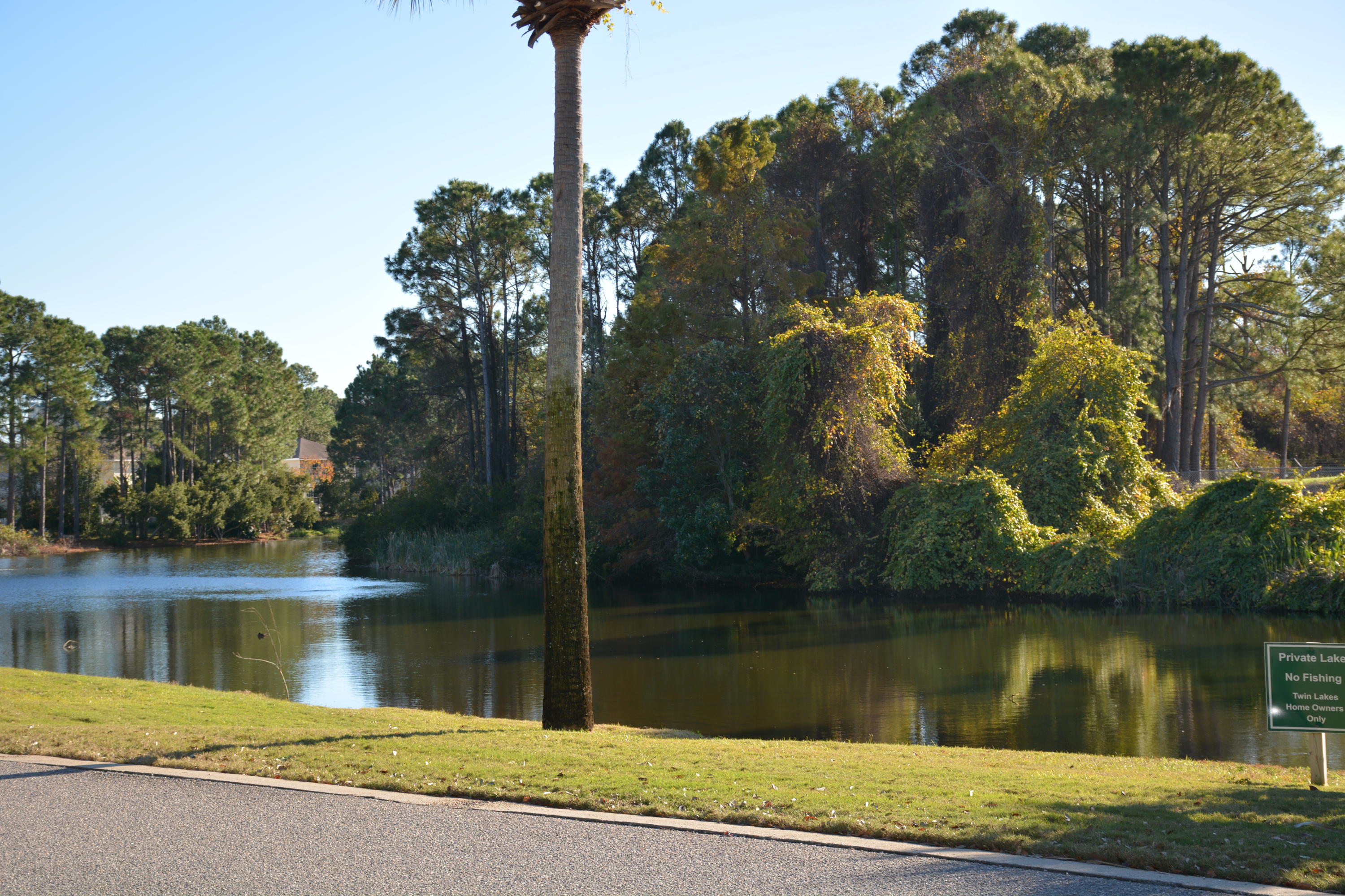 TWIN LAKES TOWNHOMES PH 2 - Residential