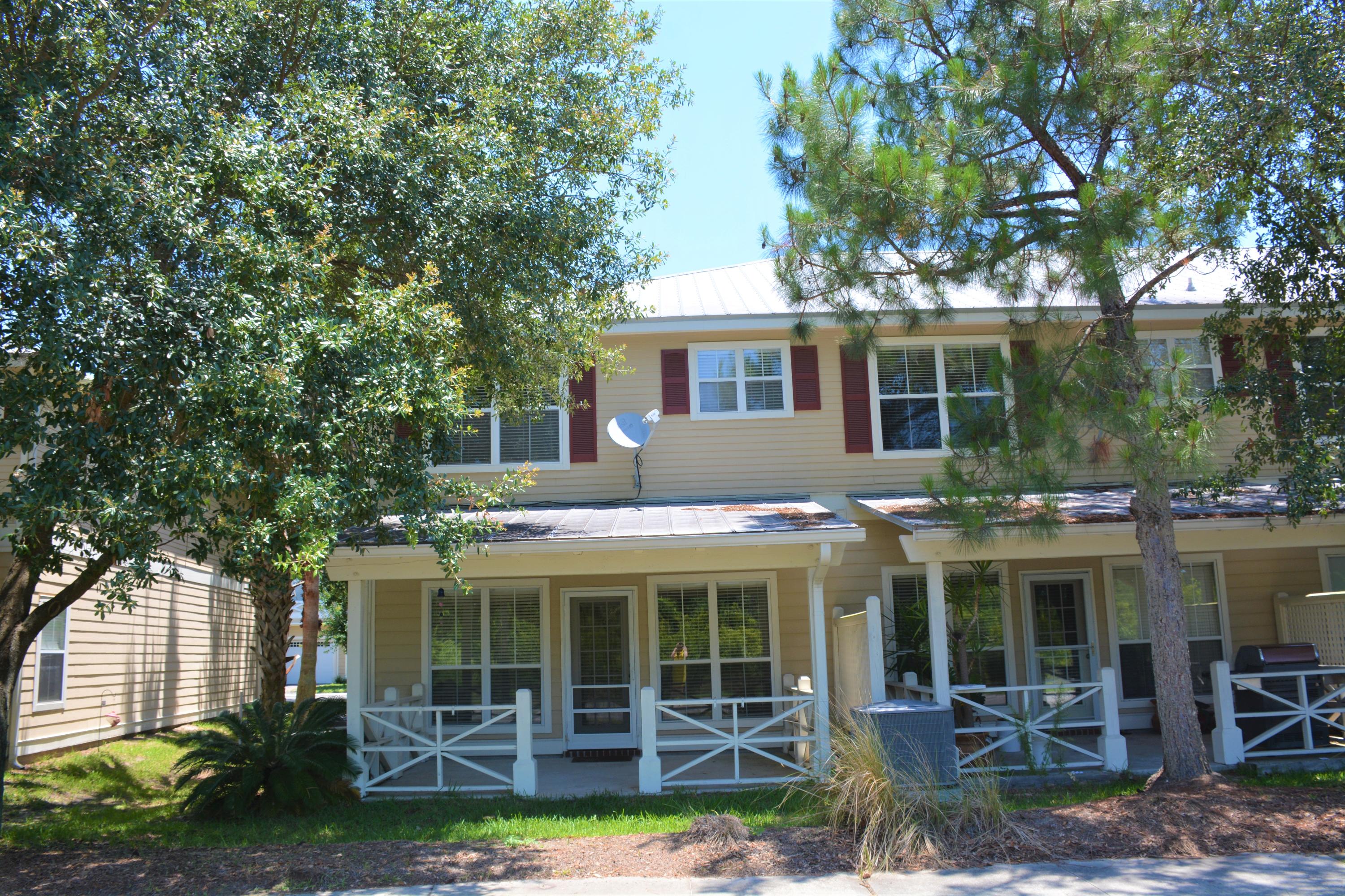 TWIN LAKES TOWNHOMES PH 2 - Residential