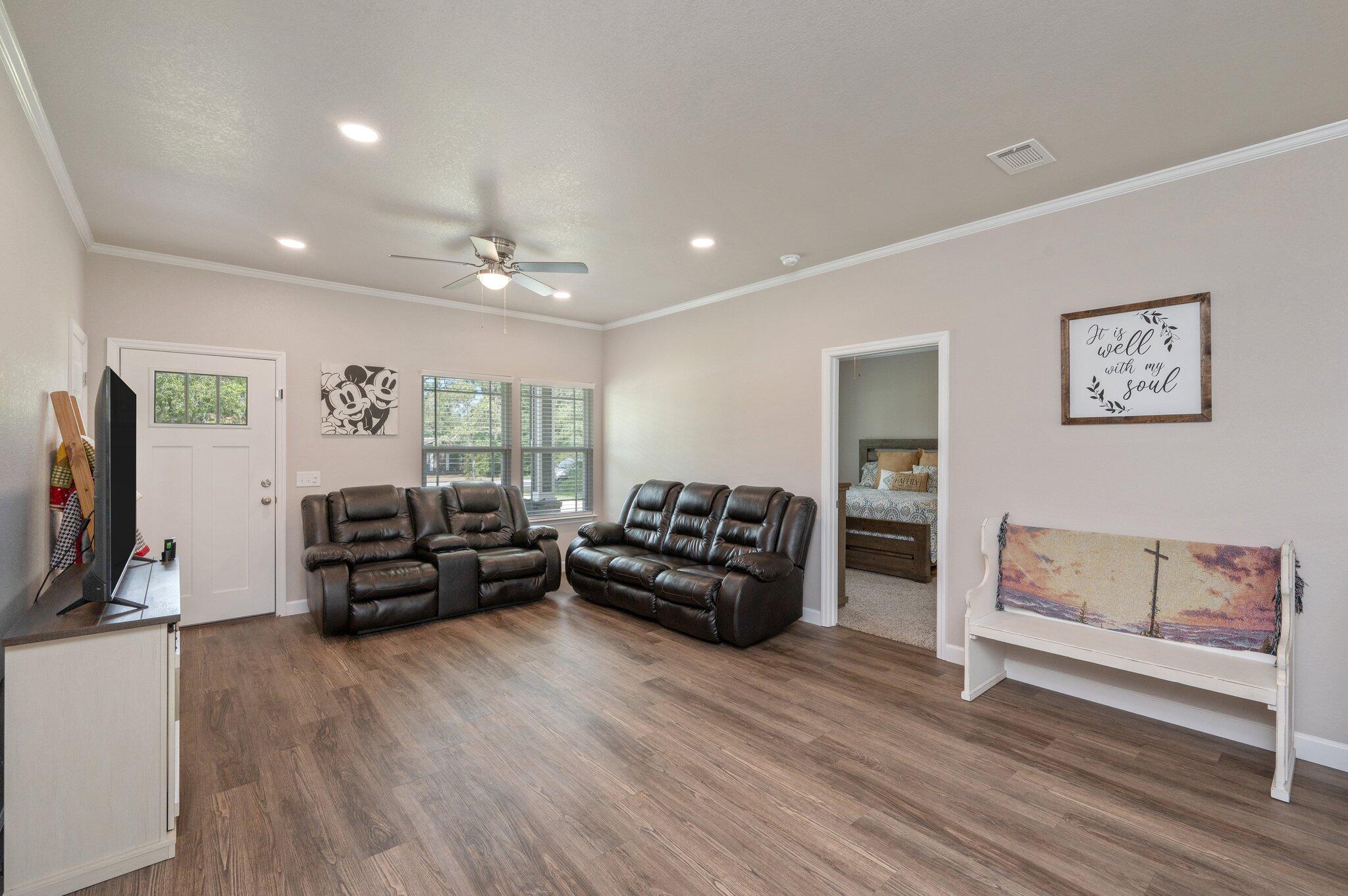 Oakcrest Farms And Gardens - Residential